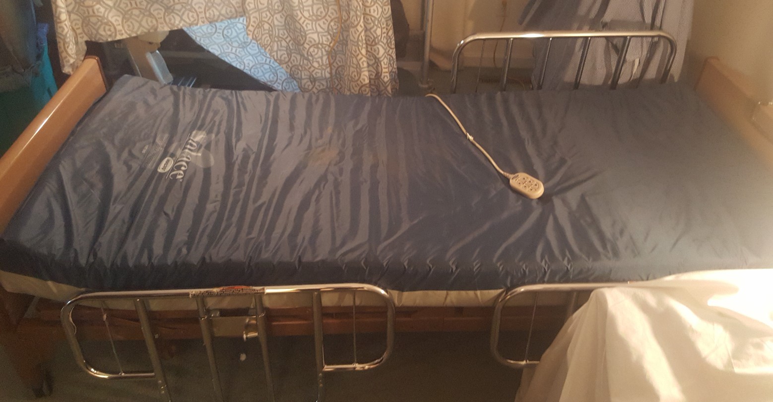 Invacare motorized bed G5301IVC