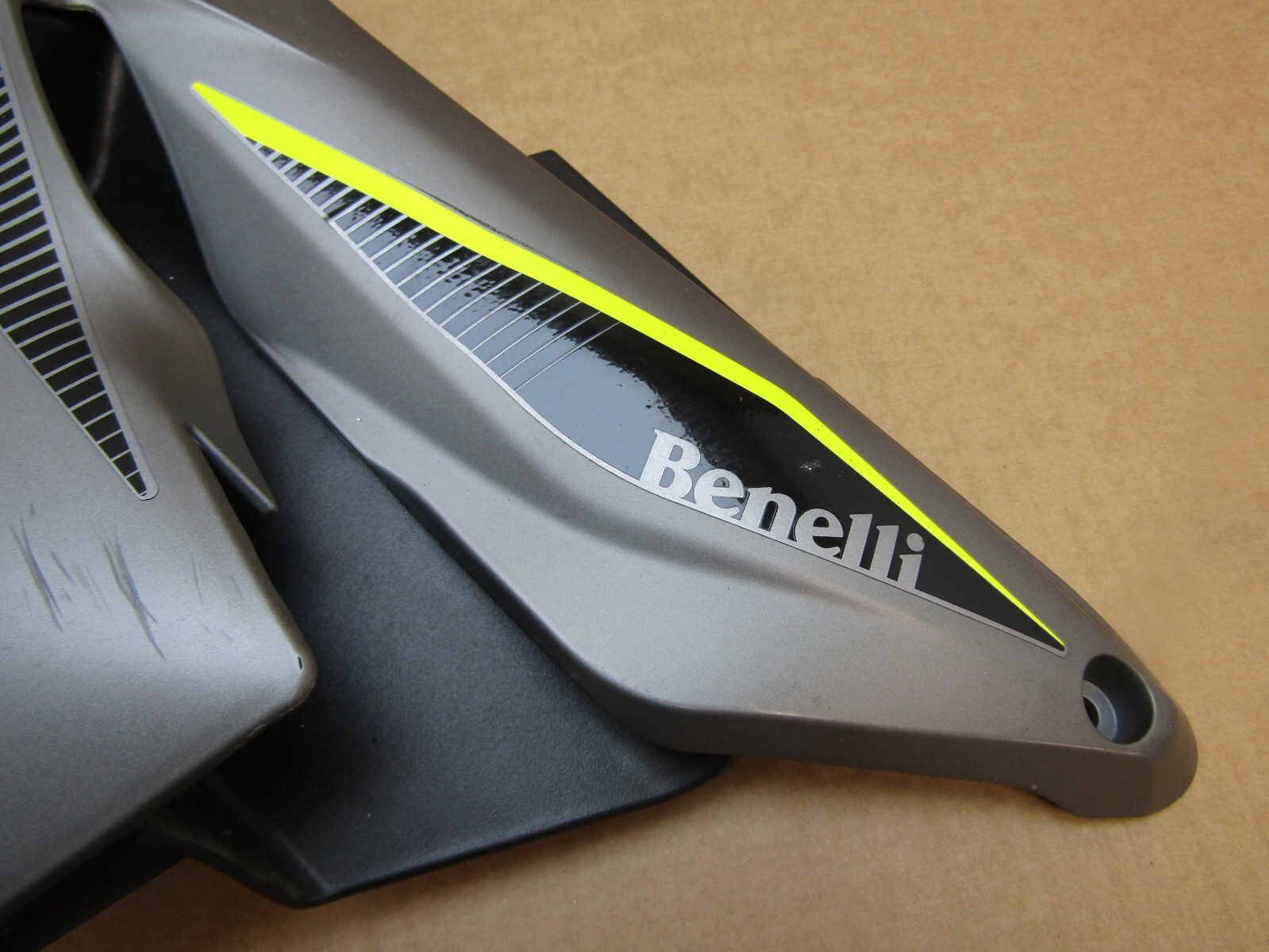 Benelli BN 125 E5 2022 2,495 miles left side fairing panel (13869)