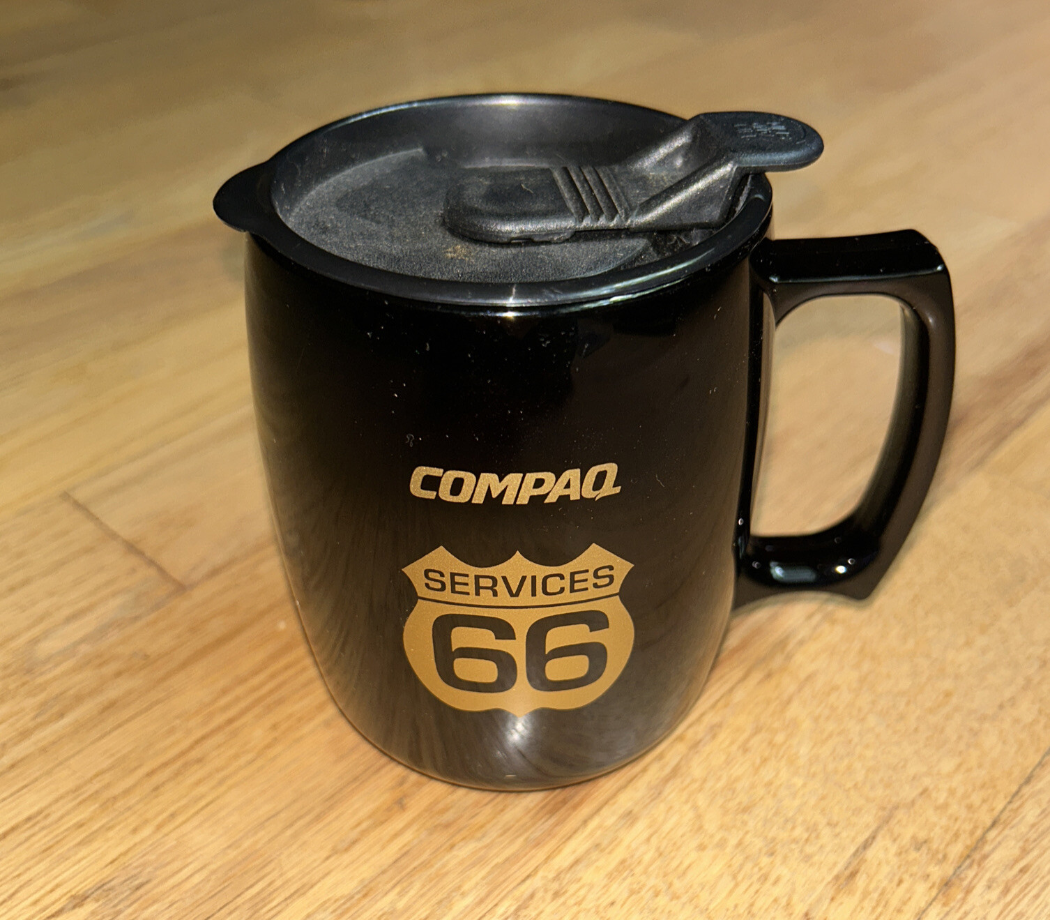 Vintage COMPAQ COMPUTER - SERVICES 66 Coffee Mug with lid - Unused - 2000