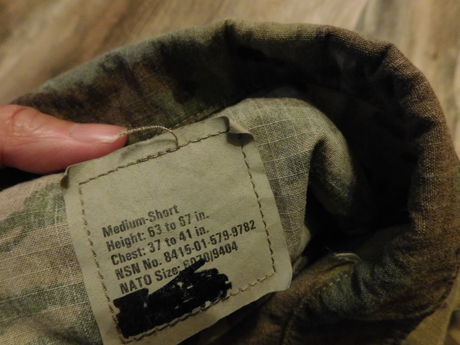 US AIR FORCE MULTICAM FLAME RESISTANT TOP COAT SIZE MED - SHORT