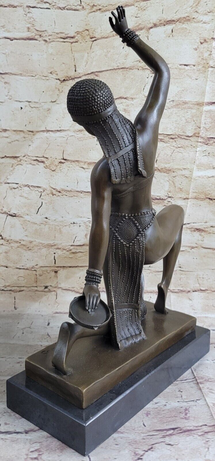 Elegant Amazing Sensual Bronze - Dancer - D. H. Chiparus Dance Trophy Decor