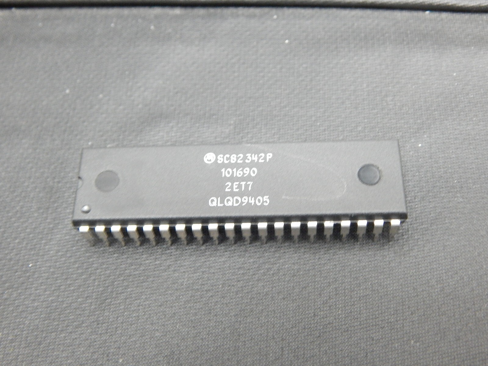 MOTOROLA SC82342P DIP IC - USA SELLER FAST SHIPPING