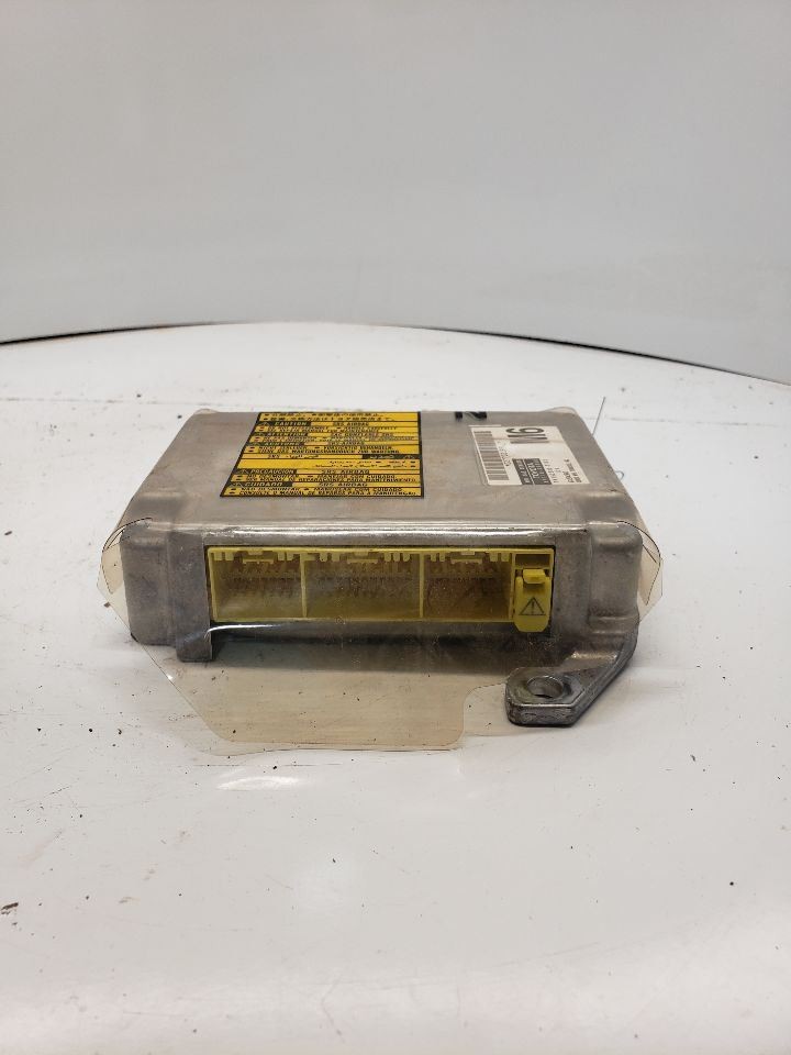 2005-2007 Toyota Sienna Control Module ab Under Console OEM 1369143
