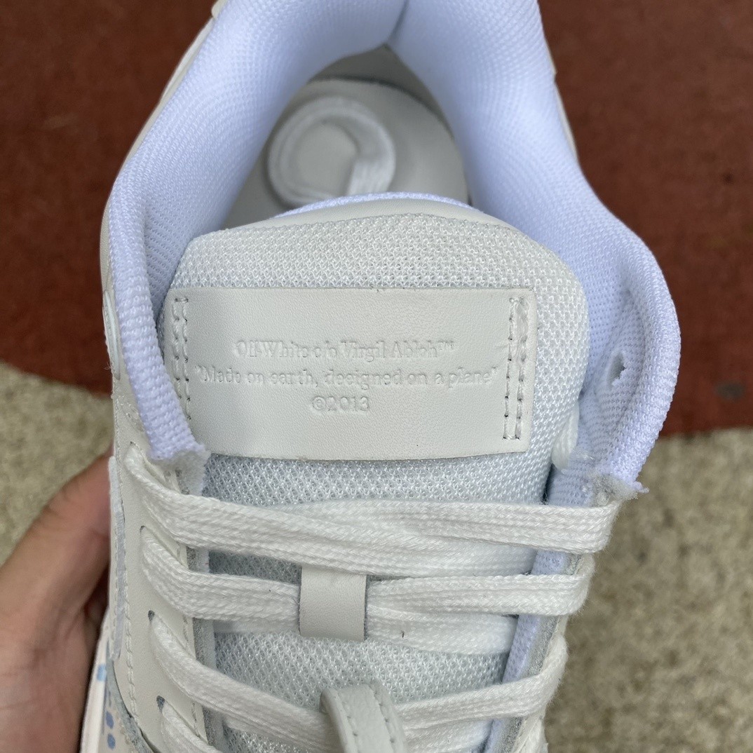 OFF-WHITE Out Of Office Two-Tone Arrow Logo