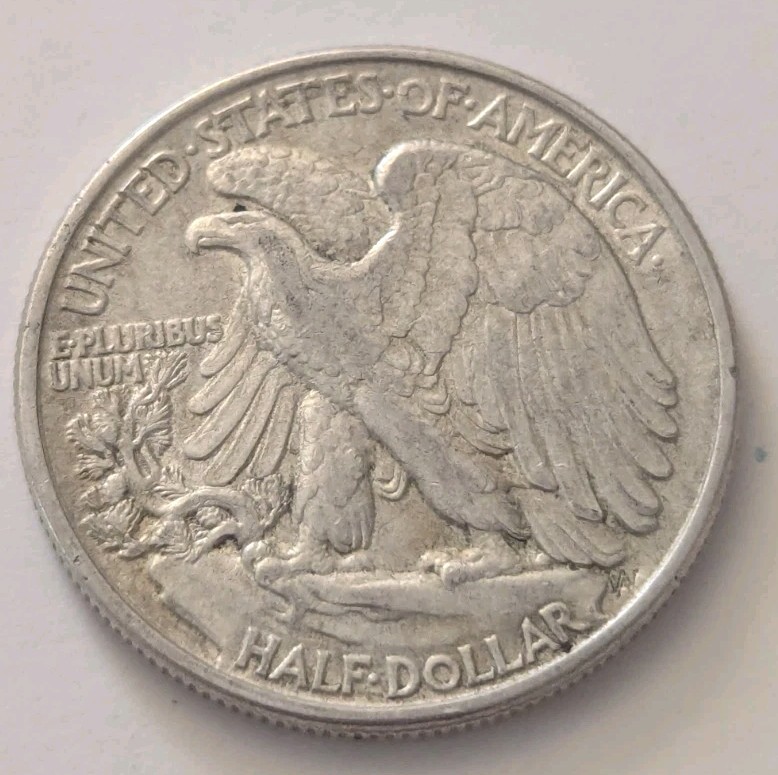 1942 Walking Liberty Half Dollar -T622