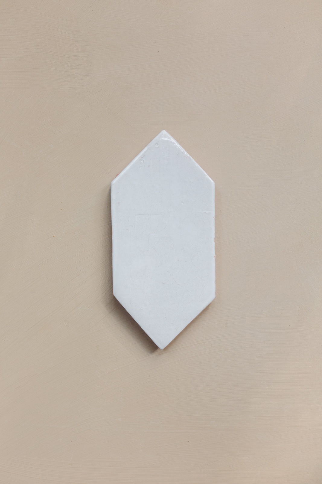 Petit Diamond in White