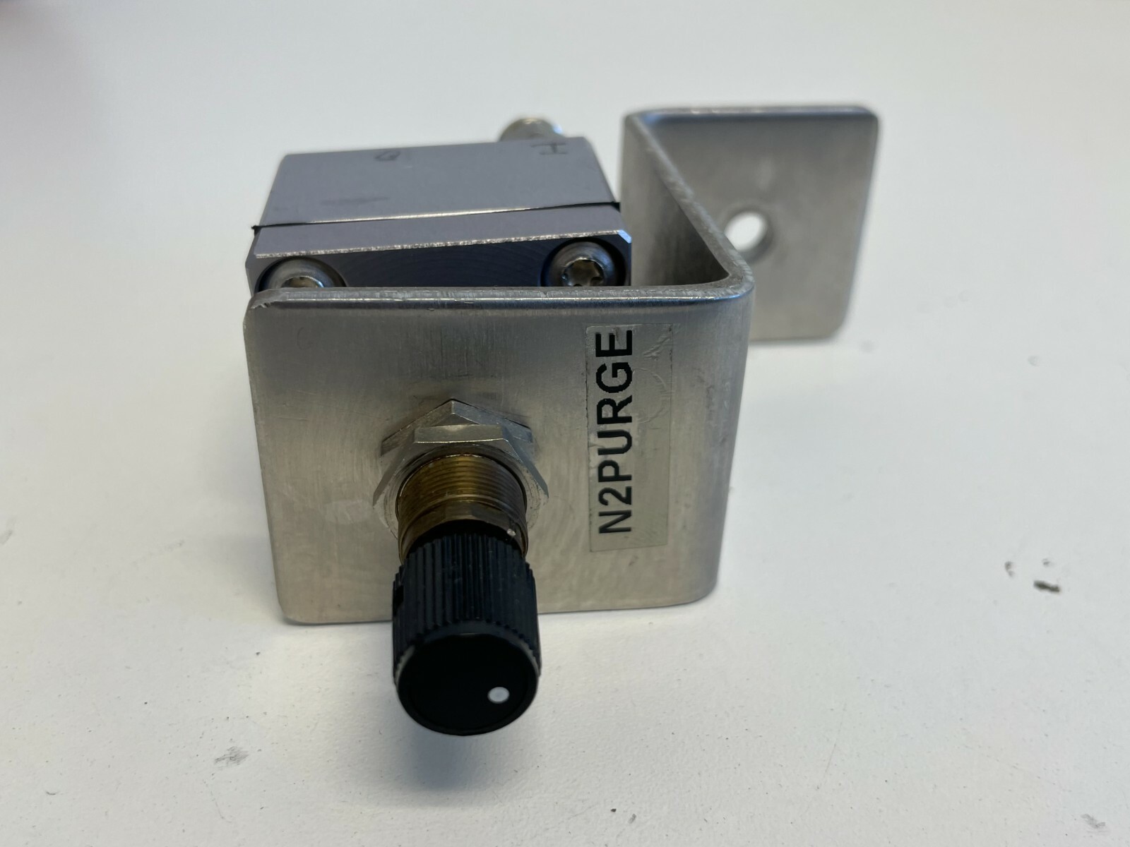 U2/7: Vici Condyne Flow Controller FC22AV1K