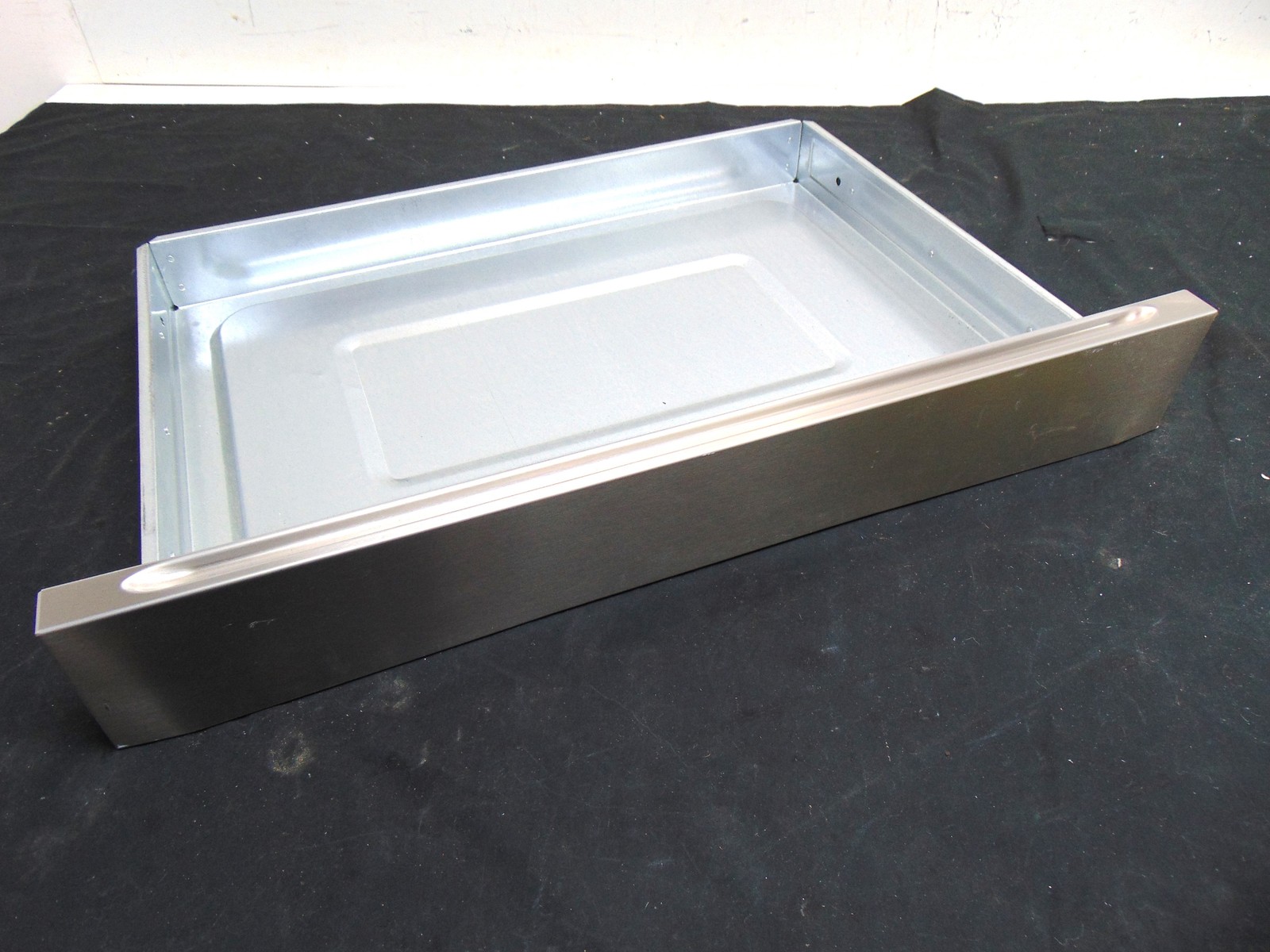 Frigidaire Gas Range PCFI3080AFE Drawer Assembly