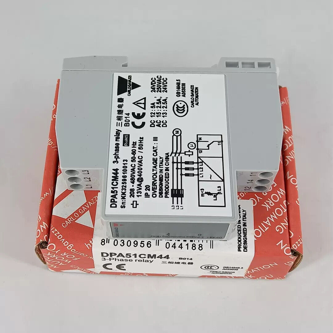 New Carlo Gavazzi DPA51CM44 in Box 1Pcs-
