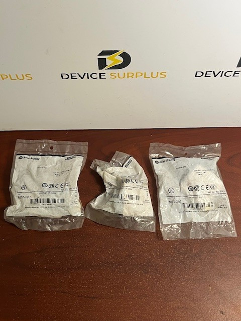 (3) Allen Bradley 800T-XD2 Series D Contact Block 800TXD2 LOT OF 3 NEW