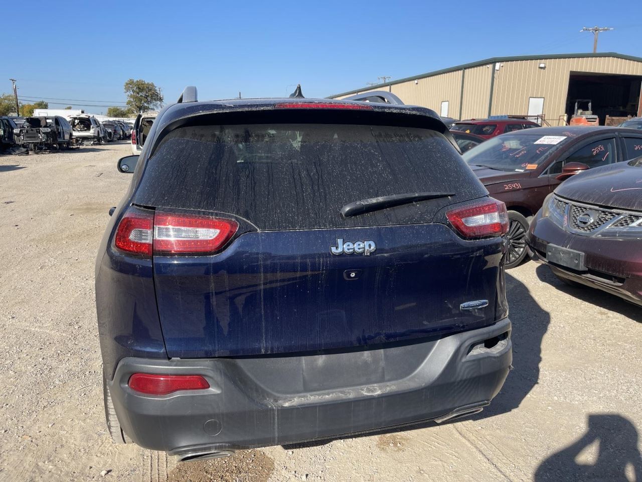 Sun Visor Left Driver Illuminated Fits 14-18 CHEROKEE 989144