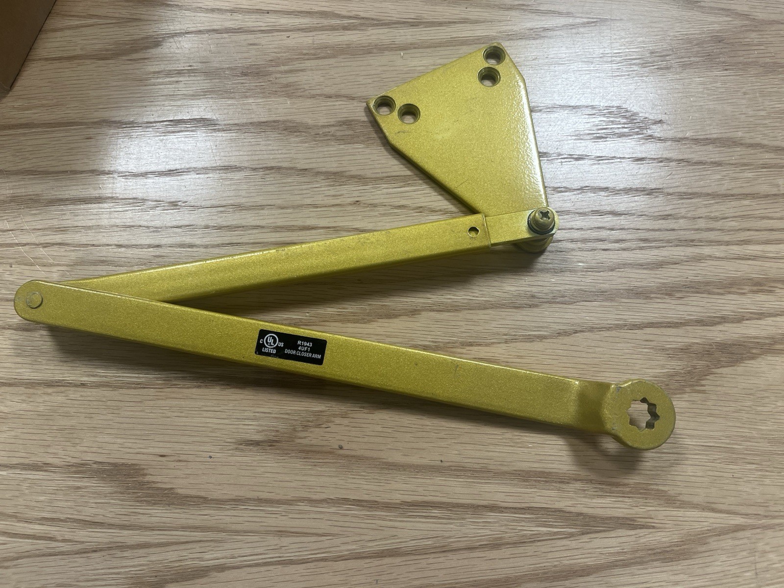 Falcon R1943 4UF1 Closer Arm 606 Gold Color