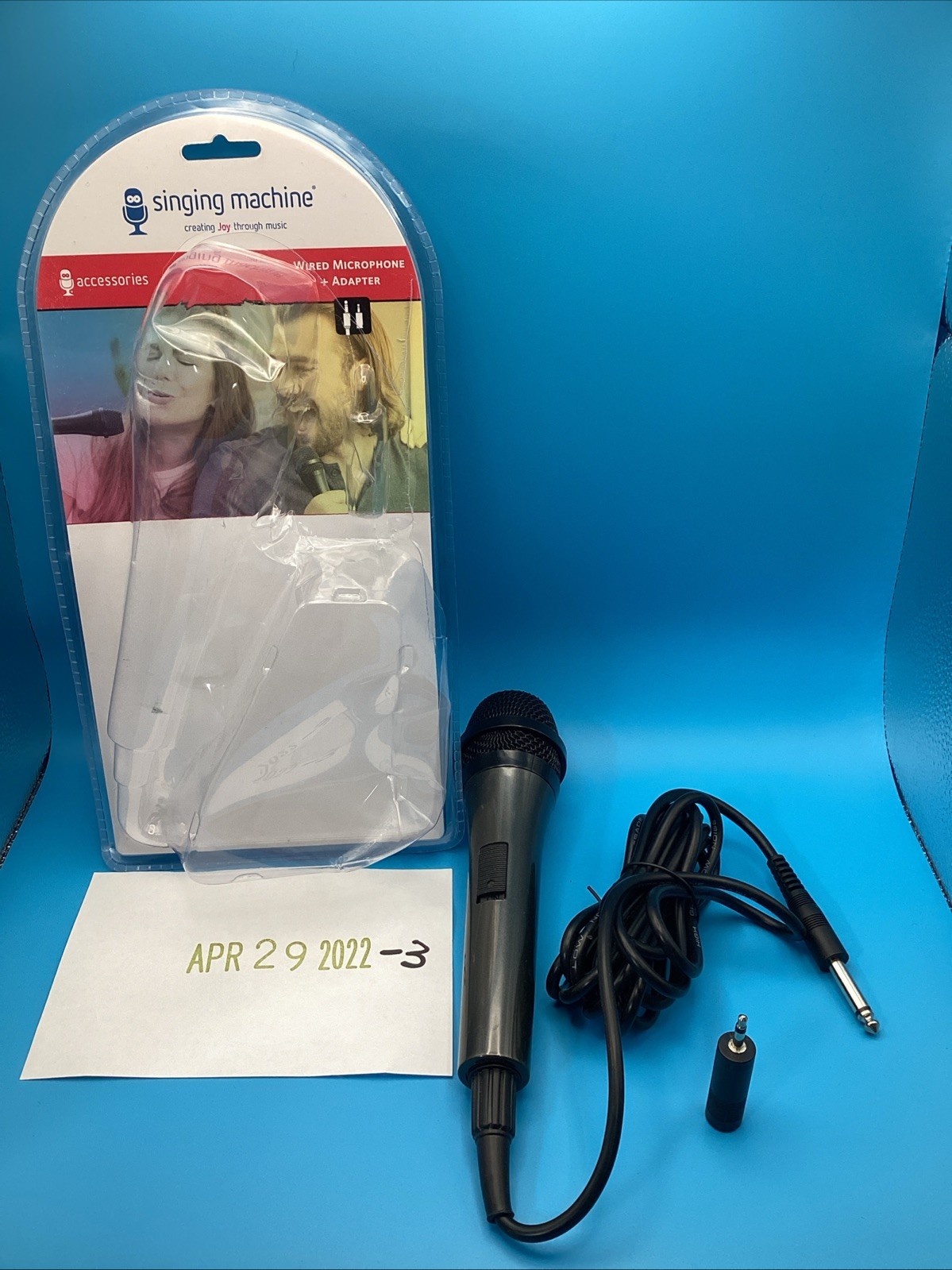 Singing Machine SMM 214 Wired Microphone + Adapter Black ( Open, As Is)
