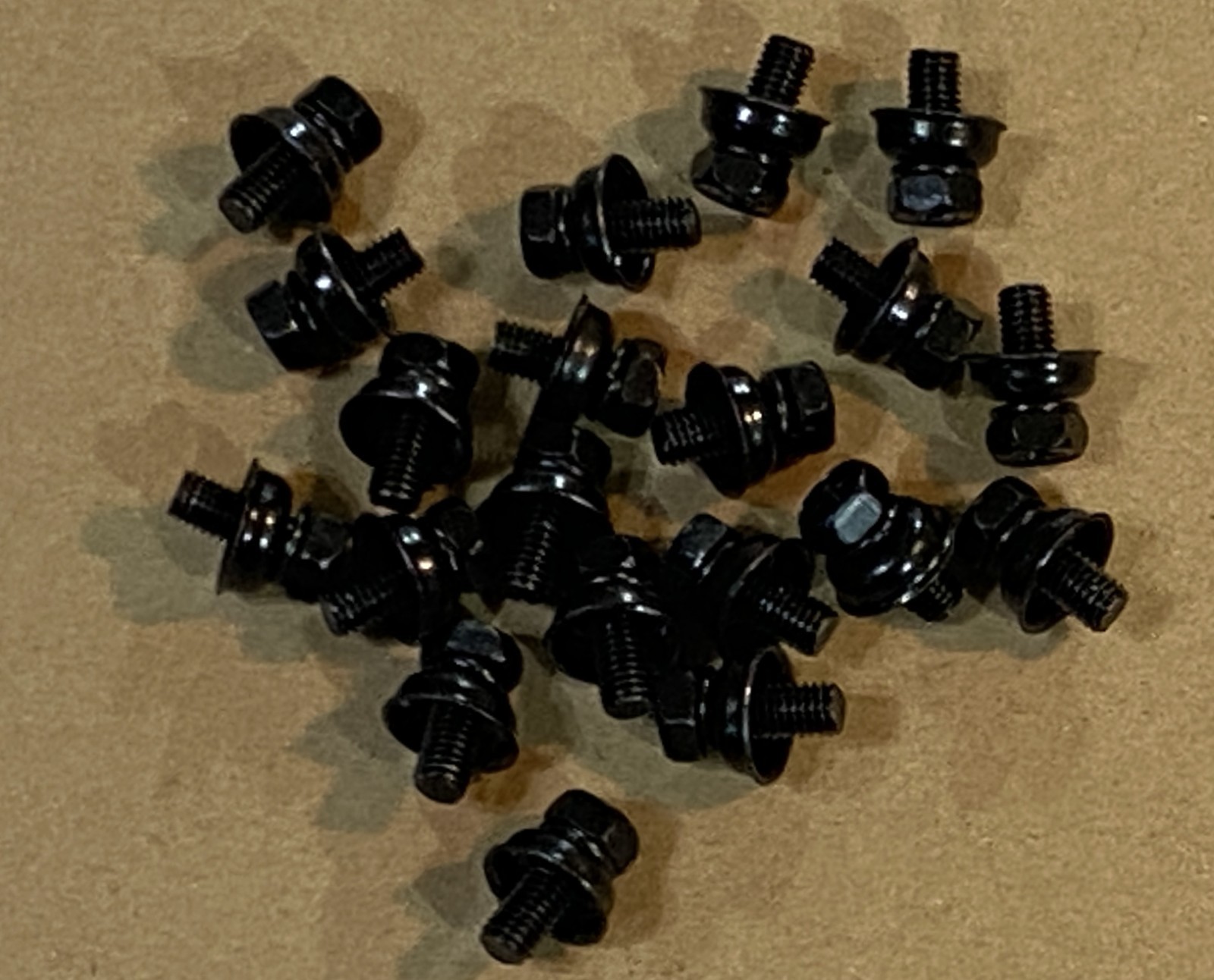 20 Metal Shell Drum Lug Screws Black M5