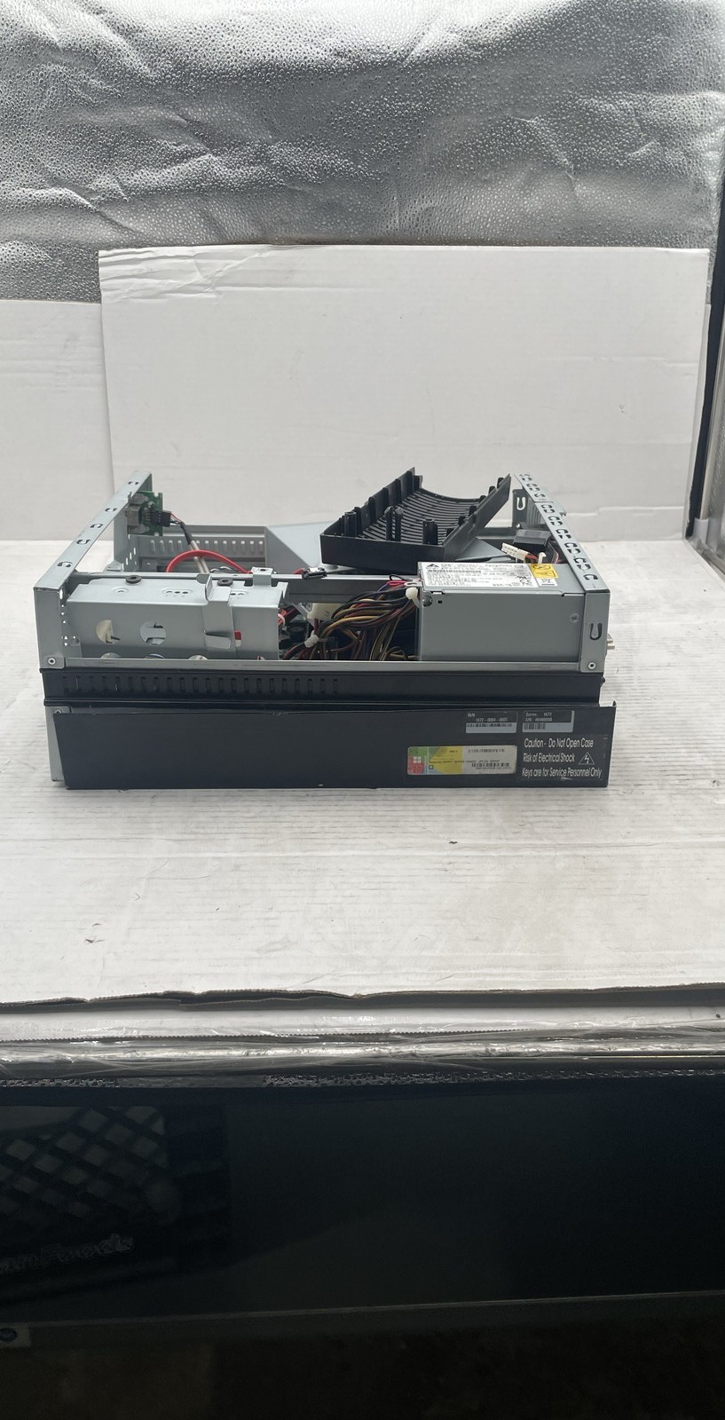 NCR 1672-0004-8801 Terminal Chassis Back Office Server For Parts AS IS