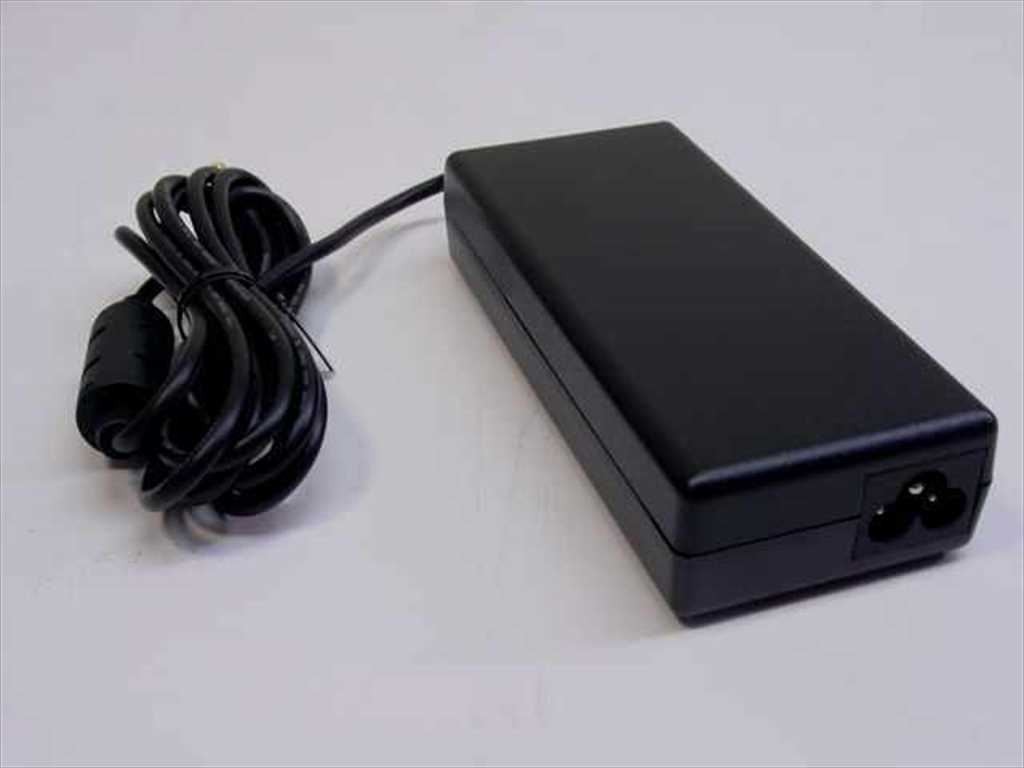 Hewlett Packard AC Adapter 18.5VDC 4.9A Barrel Plug W/PFC F4813A ABA