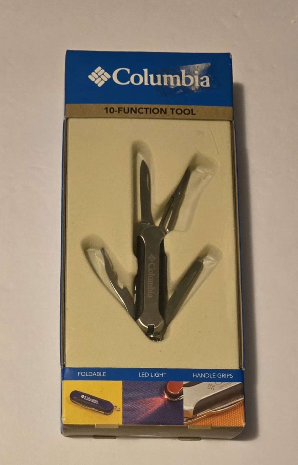 Columbia 10-Function Tool-  Knife, Scissors,  LED Light, etc. Brand New