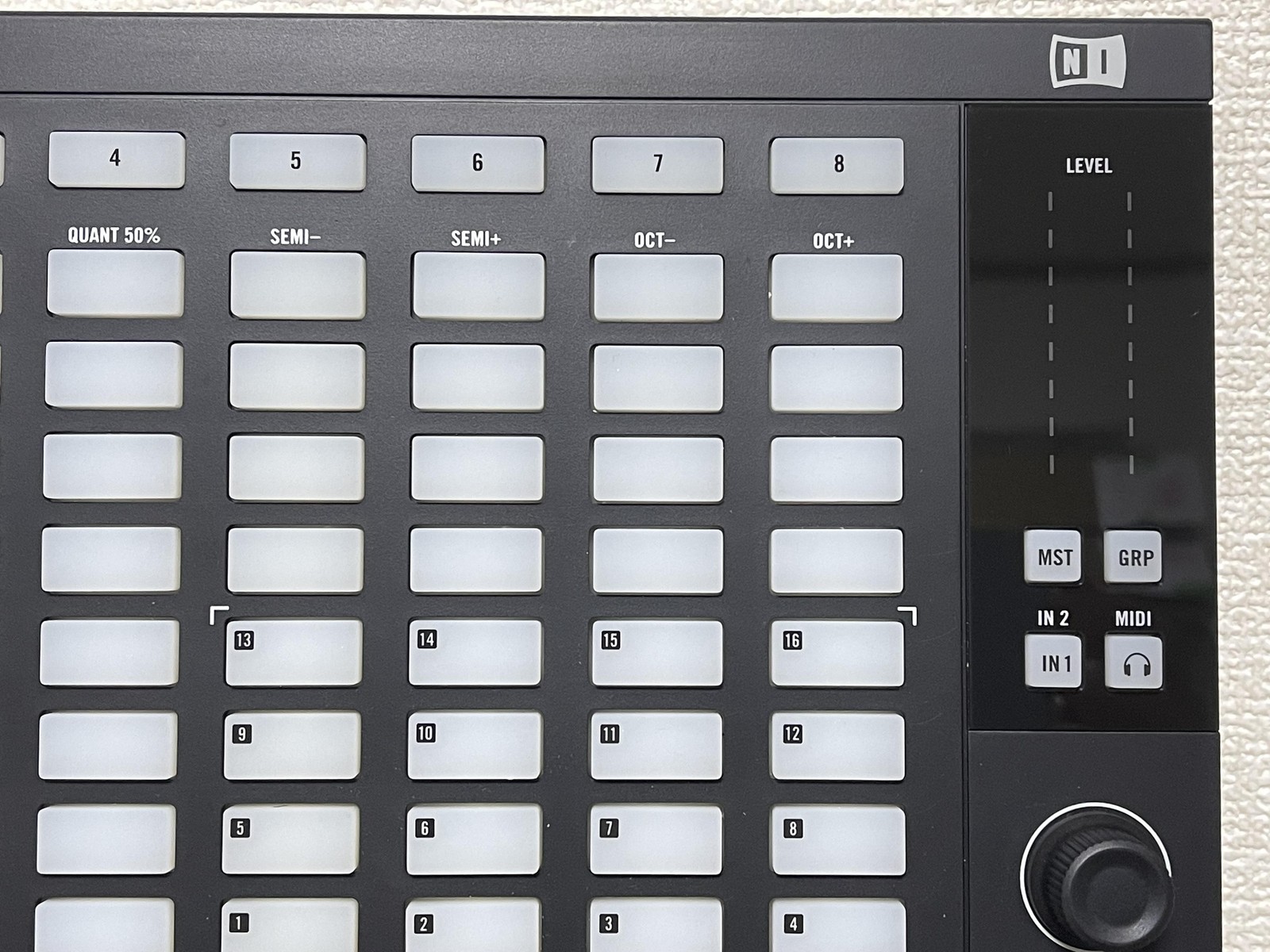 Native Instruments Maschine Jam Controller Production Performance System w/Box