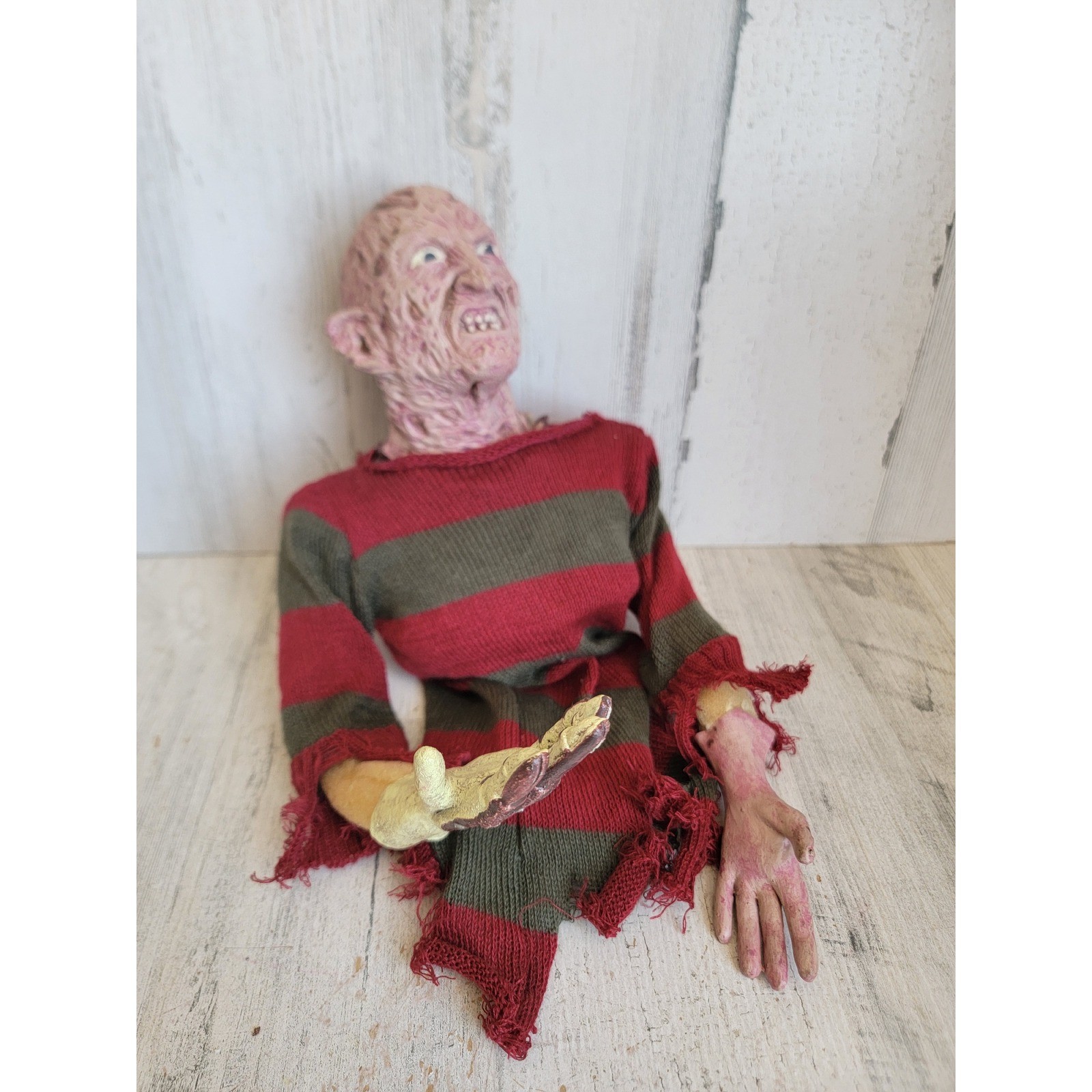 Vintage nightmare on elm Street Freddy Krueger Halloween hanging figure reaper