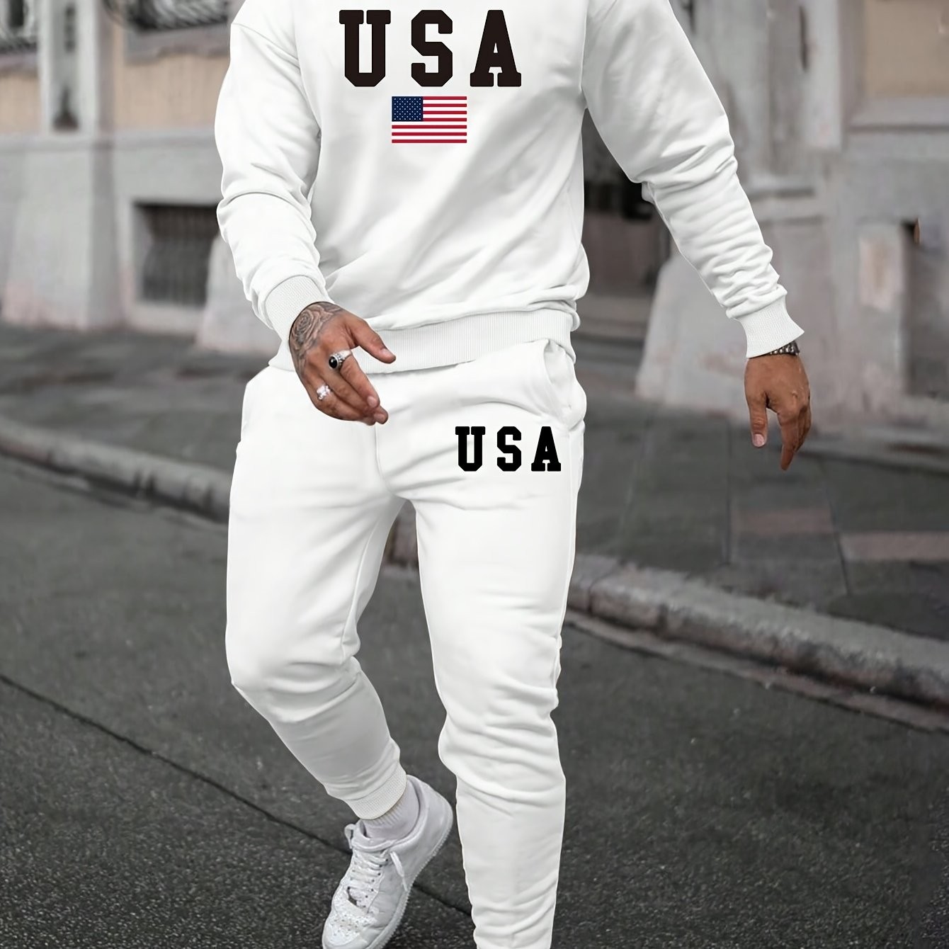 American men's trendy wear, autumn and winter casual sweater and comfortable