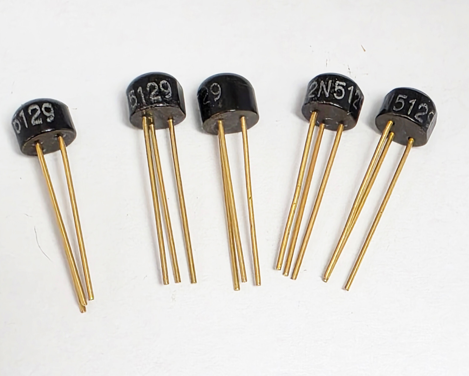 2N5129 Transistors, NPN, SI-AF PREAMP/DRIVER, TO-39 Case Style : Lot of 5