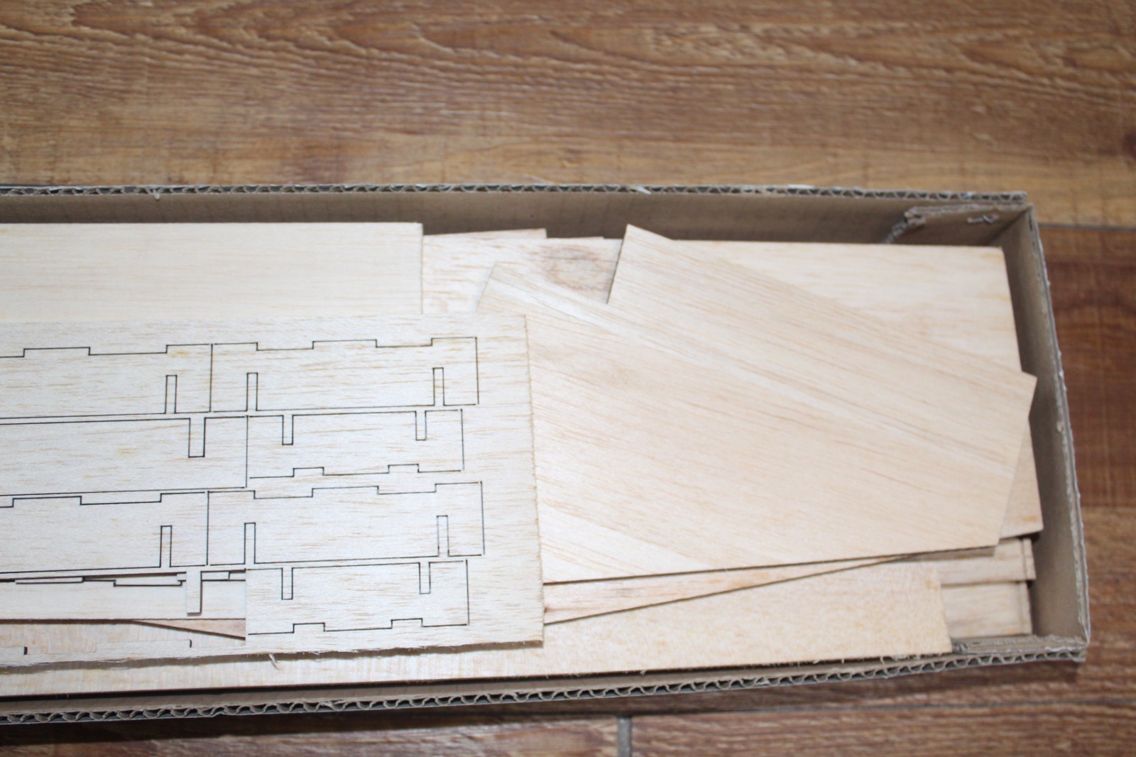 NIB FUN FLY 40 LASER CUT BALSA AIRPLANE Kit