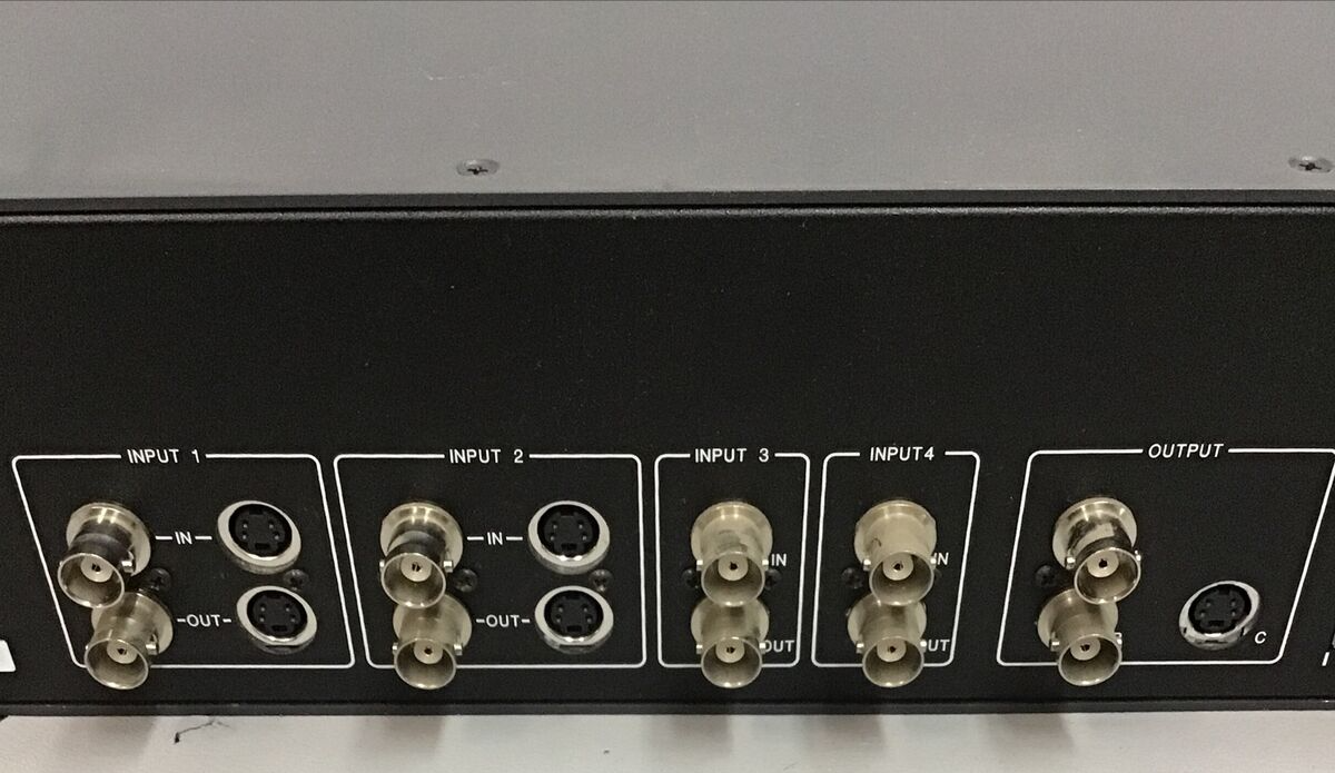 Extron MVP 104GX Multi Video Processor (r18)