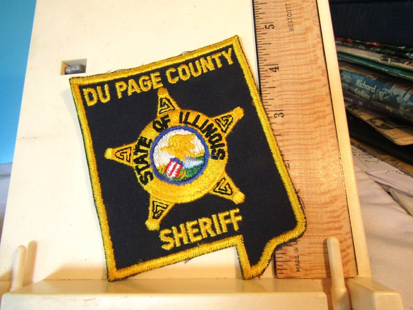 Du Page County Sheriff state of Illinois IL patch county shaped VG 4.75" tall