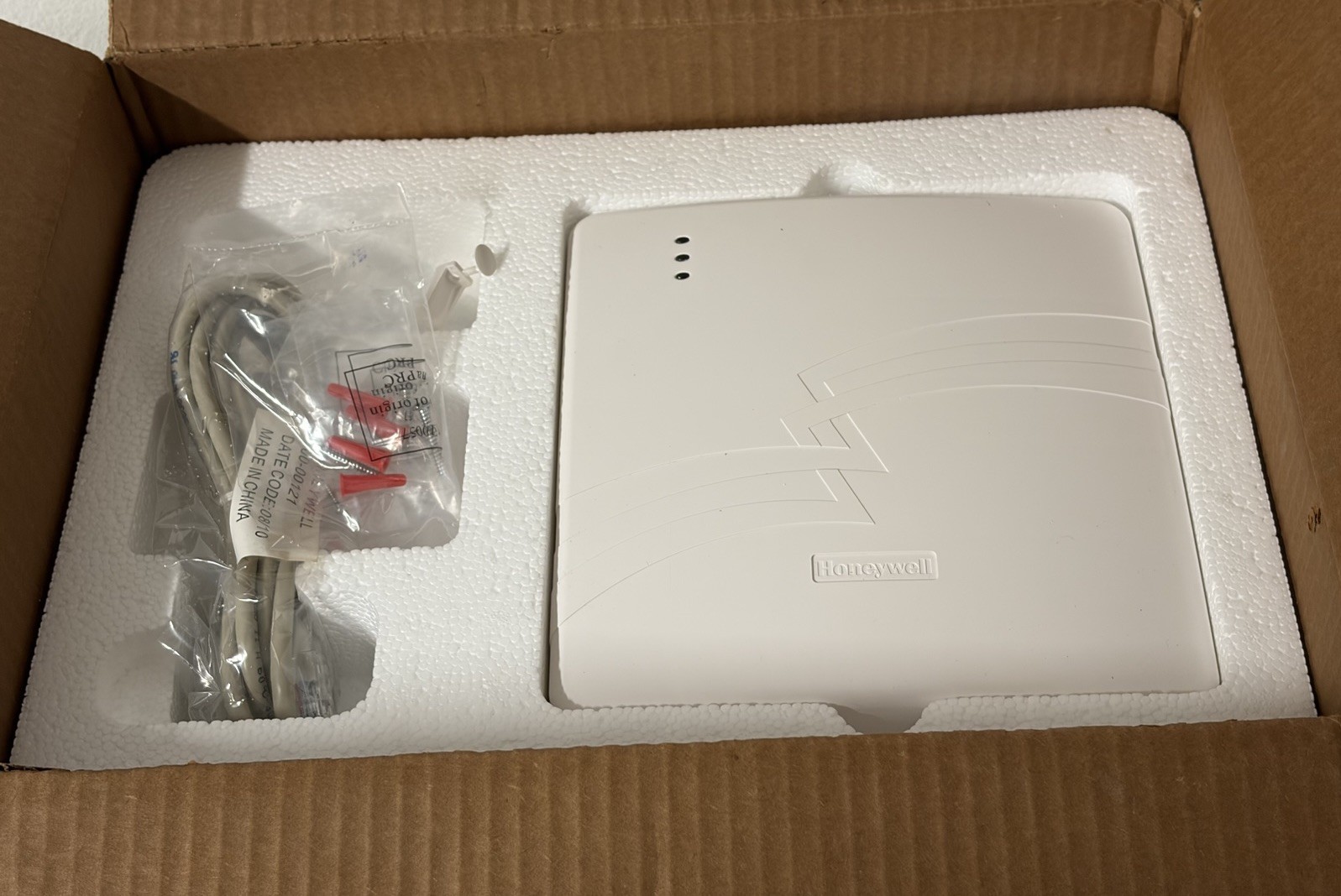 New Honeywell BHS-4G 10M Alarm Communicator Digital Cellular Communicator for In