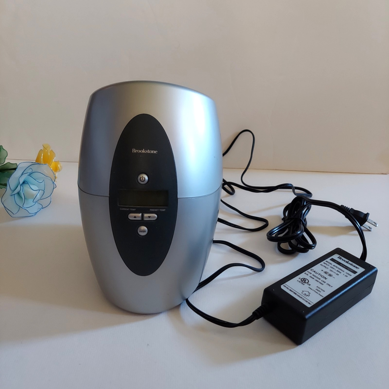 Brookstone Electronic Chill Smart Wine Cooler Gray V3.0 Iceless Tested Works