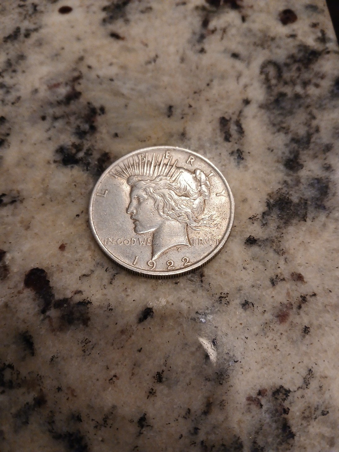 1922 SILVER PEACE DOLLAR NO MINT MARK GREAT SHAPE