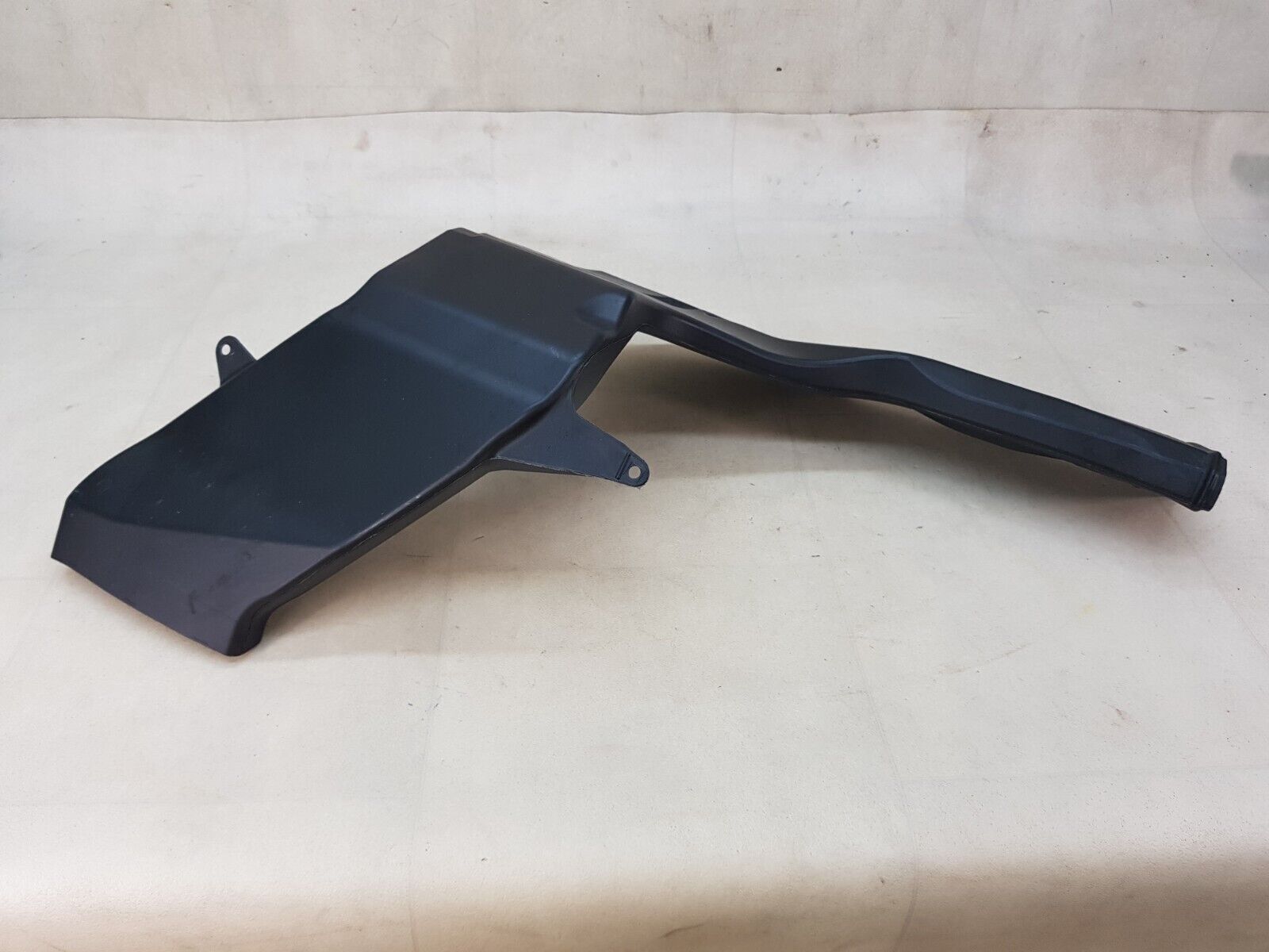 BMW 5 SERIES M5 F10 11-16 FRONT PASSENGER NEARSIDE FLOOR AIR DUCT 9113013 #H