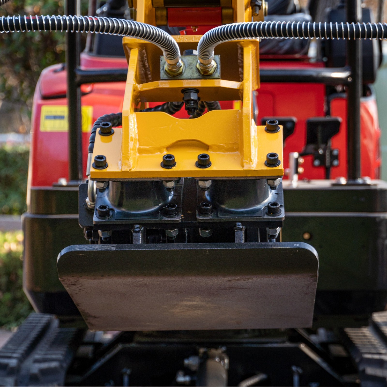 Heavy Duty Hydraulic Compactor Attachment Ft With 1-2 Ton TYPHON Mini Excavators