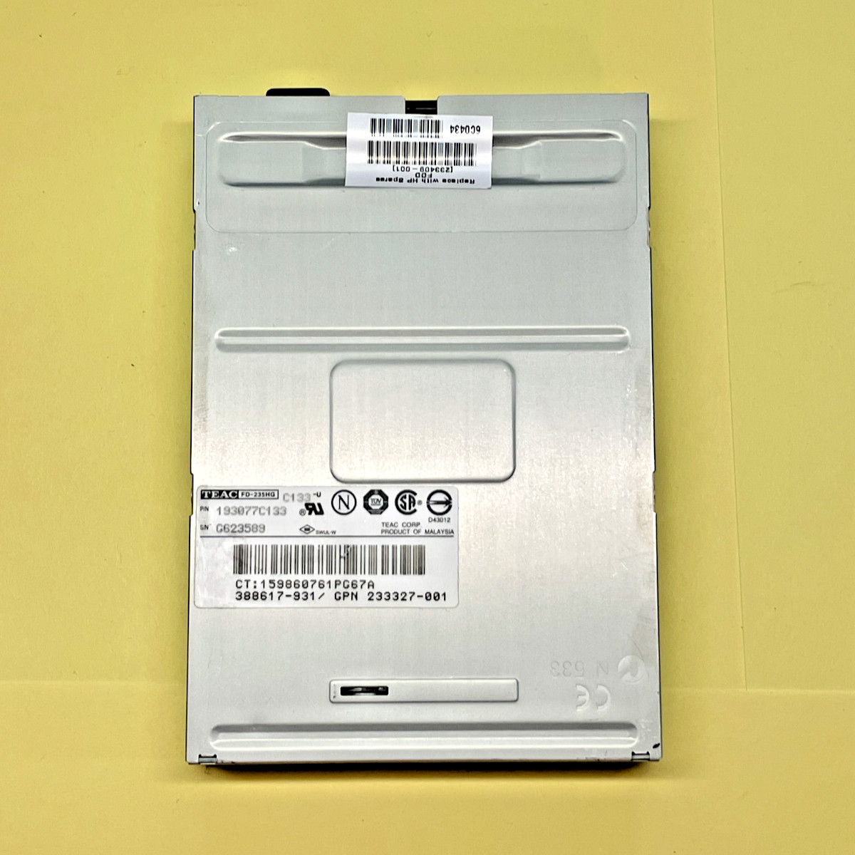 Teac FD-235HG Internal 3.5 Inch Floppy Disk Drive P/N: 193077C133, S/N: G623589