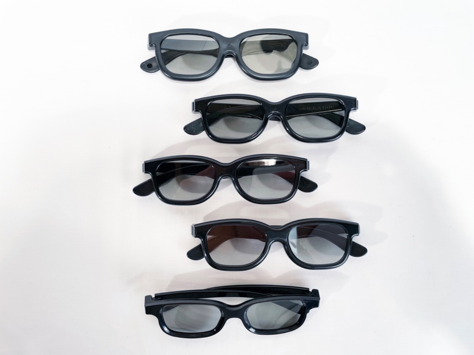 [EXCELLENT] Real D 3D Glasses Adult Size - Black - 5 Pairs