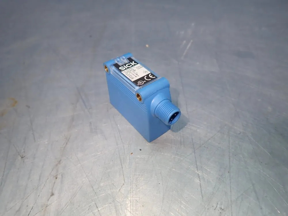 SICK GL10-P4111 PHOTOELECTRIC SENSOR  09251030103