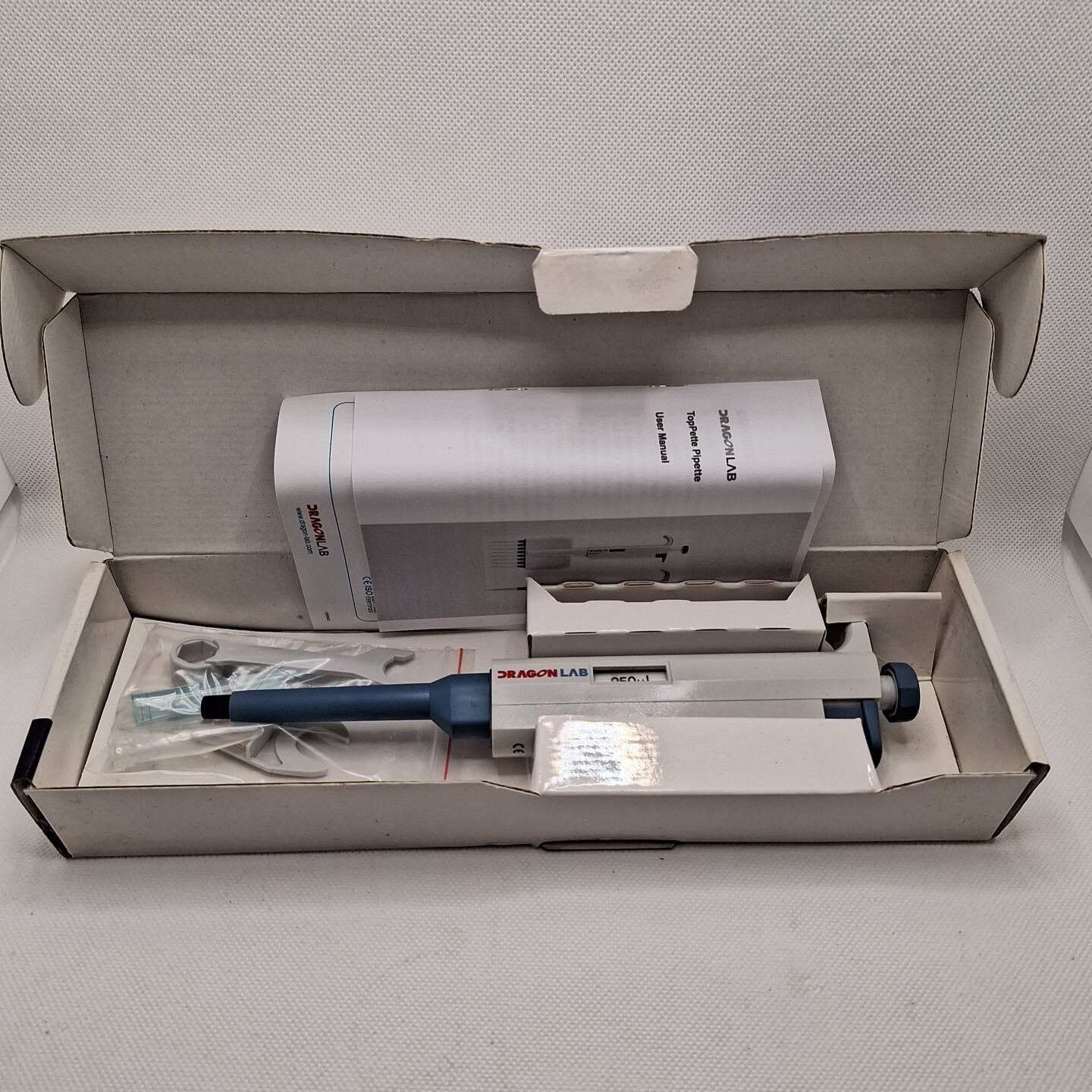 DLAB 21R781 Micropipette, Pipette, Single, Fixed, 250micron