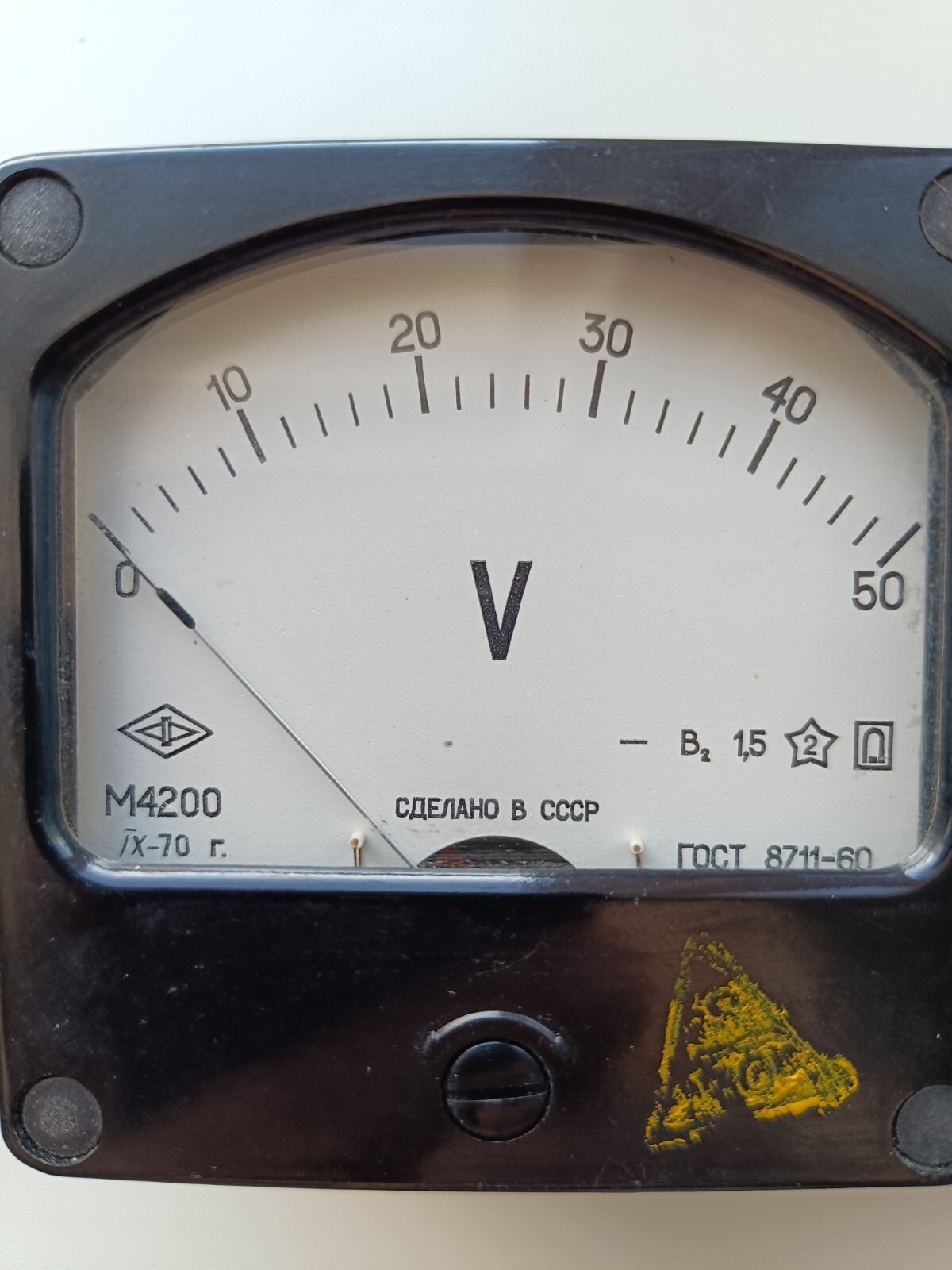 M42000 Voltmeter 0-50 Volt.2 pieces.Working.Good condition