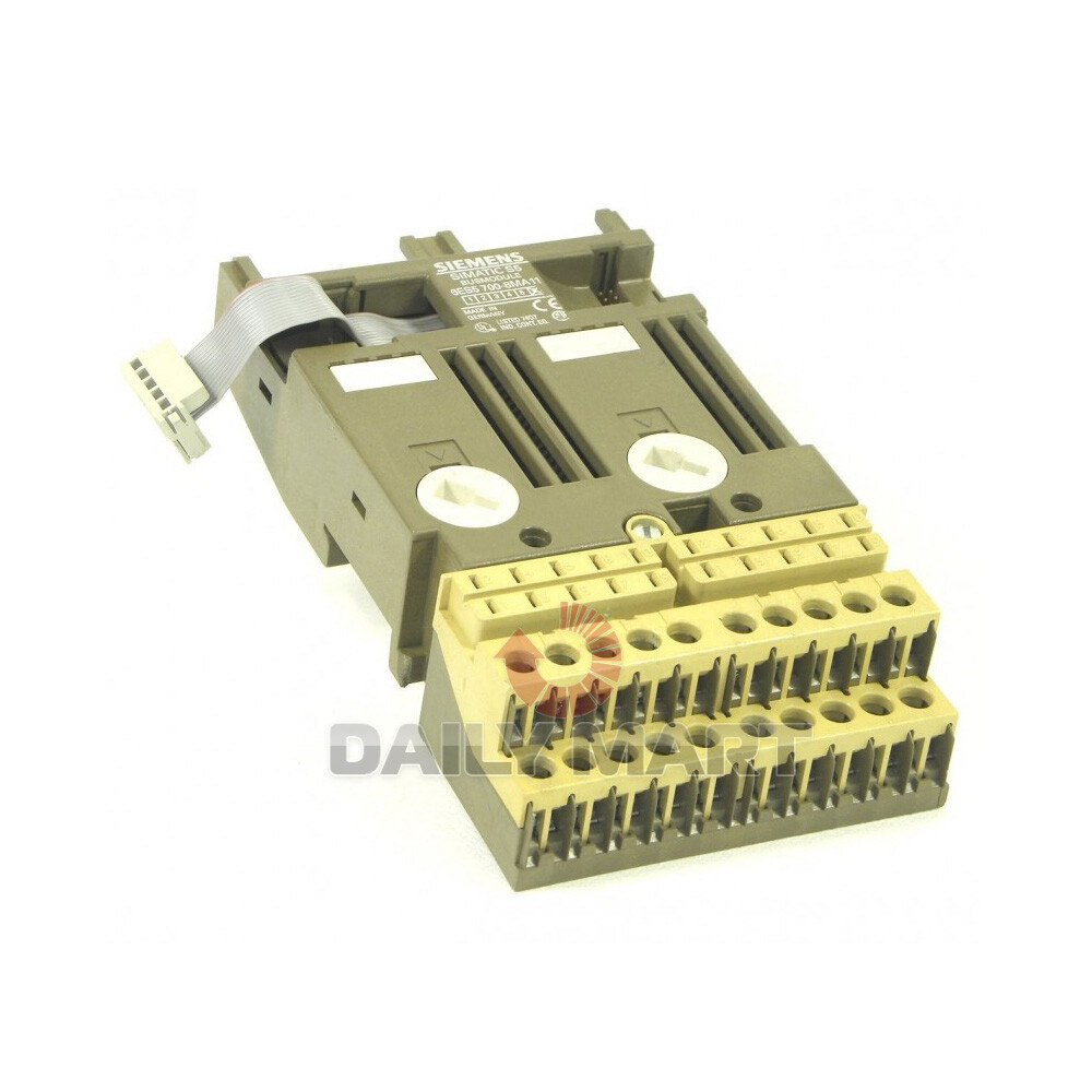 New In Box SIEMENS 6ES5700-8MA11 Input Module