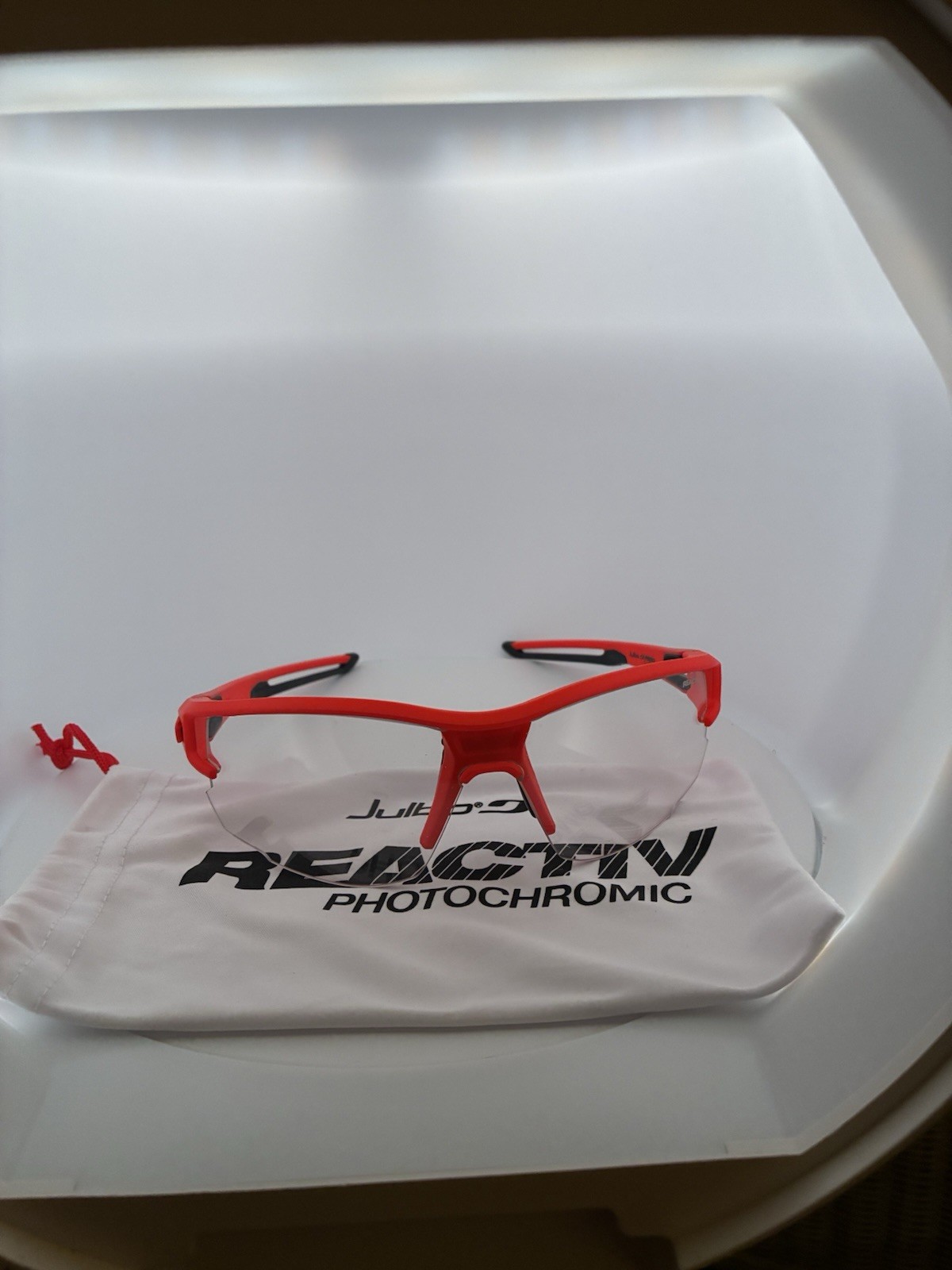 NEW  JULBO Reactive Photochromic 0-3 Red/Blk, As Seen In The Olympic Games