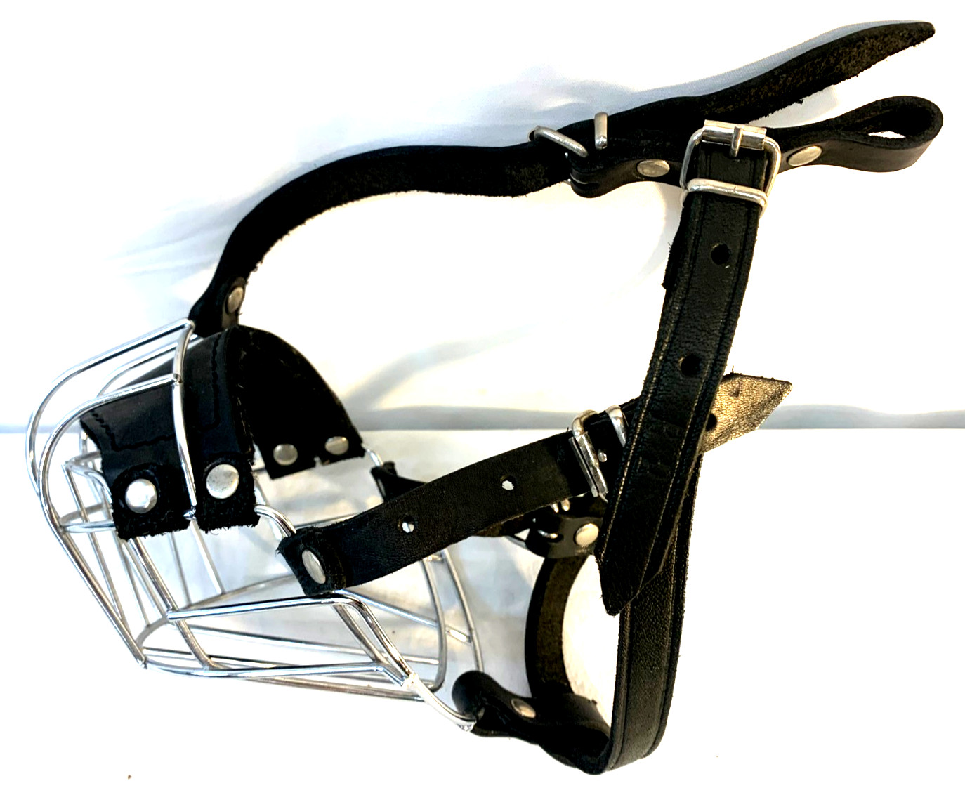 Dog Muzzle Leather Metal Wire Basket Adjustable for Pitbull Bulldog ~ Breathable