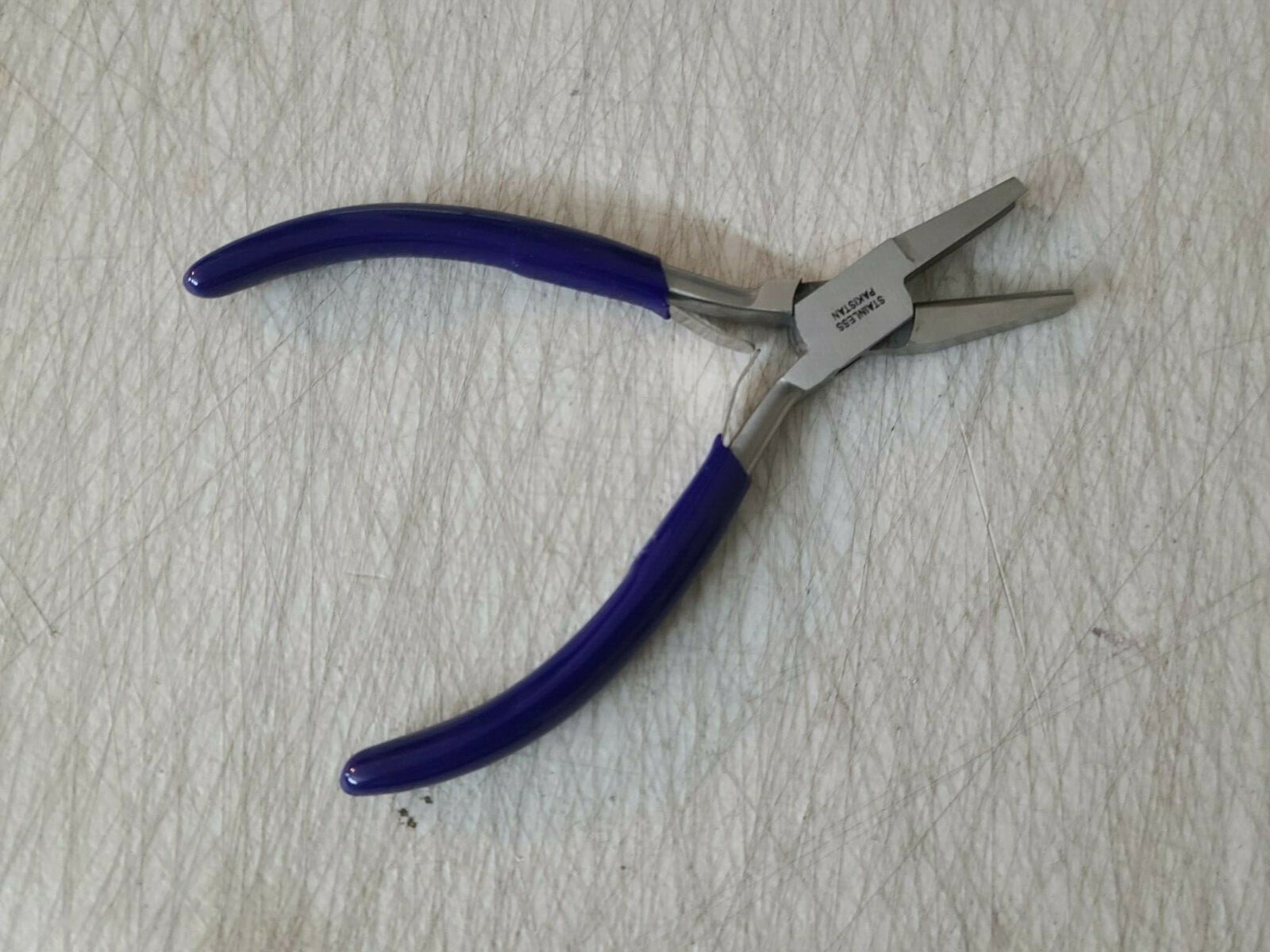 Concave Flat Nose Pliers 5"