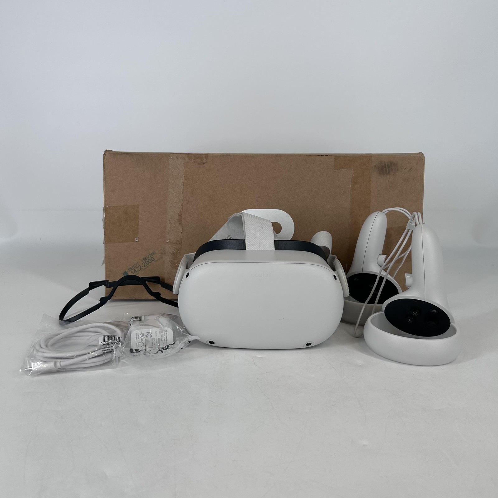 Meta Quest 2 VR Headset 128GB w/ Charger - Good w/ Left Lens Scuffing