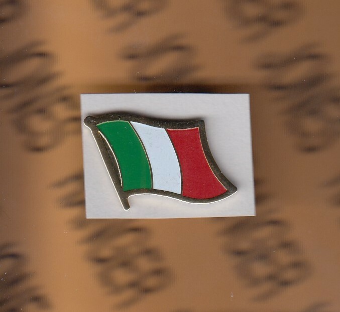 ITALY Patriotic Country waving flag 1" lapel pin badge c/b