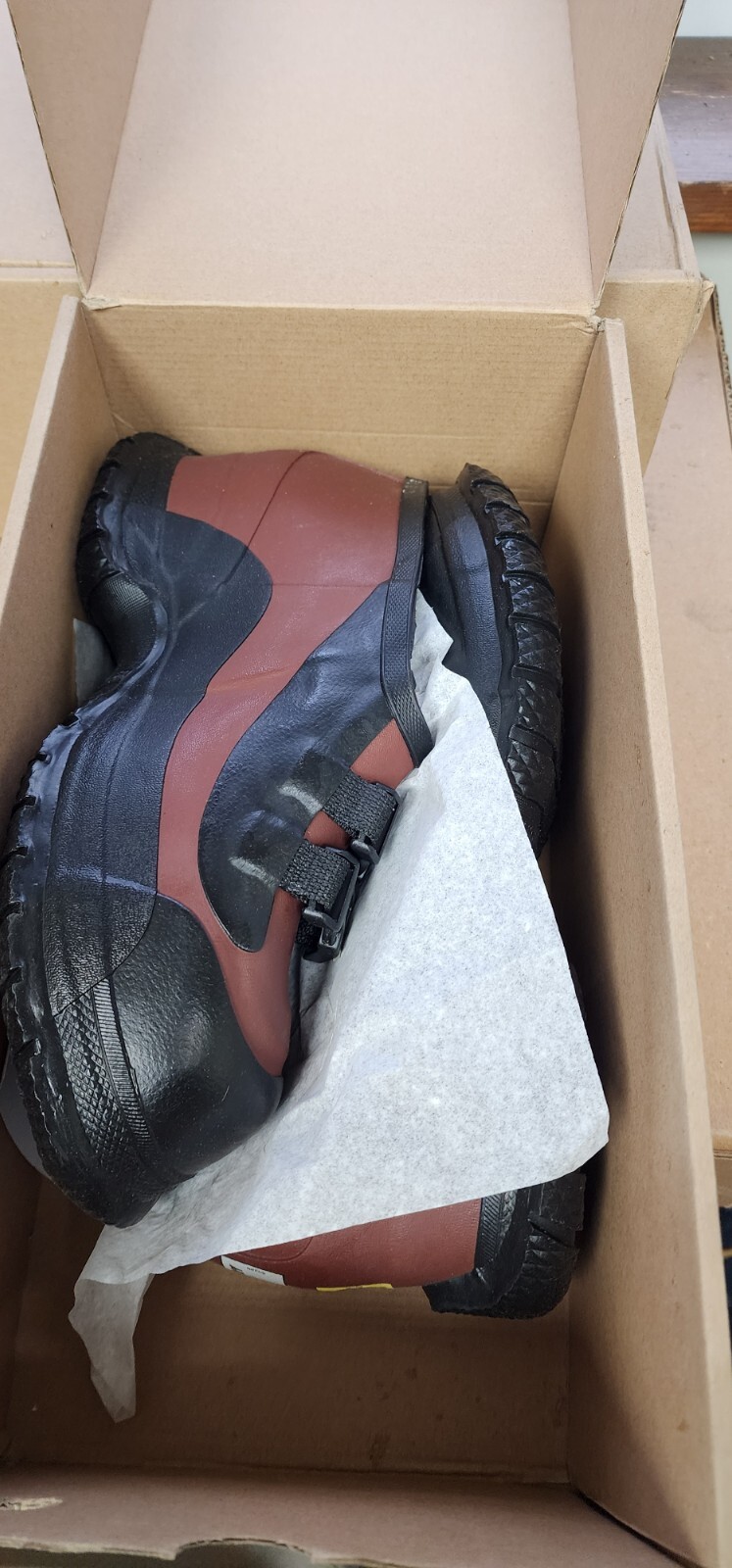 NEW Salisbury 51559 Lineman's 2-Buckle Overshoe Size 12 Red/Black Deep Heel