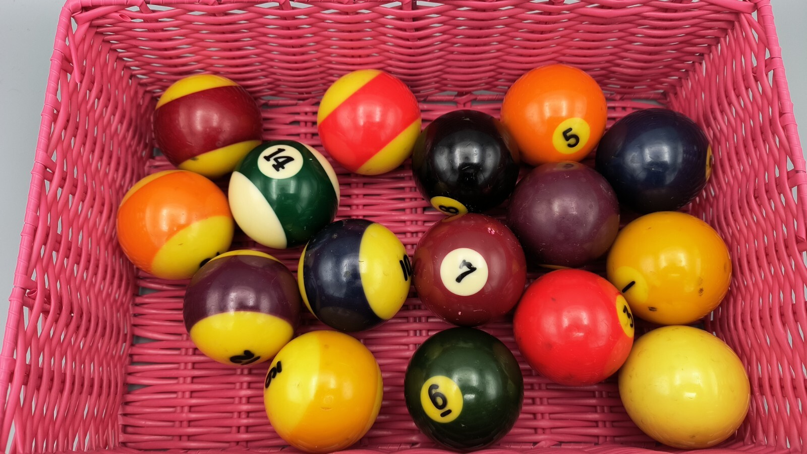Complete Set (16) Vintage Billiard Pool Balls 1-15 + Cue Ball - Pre-owned Used
