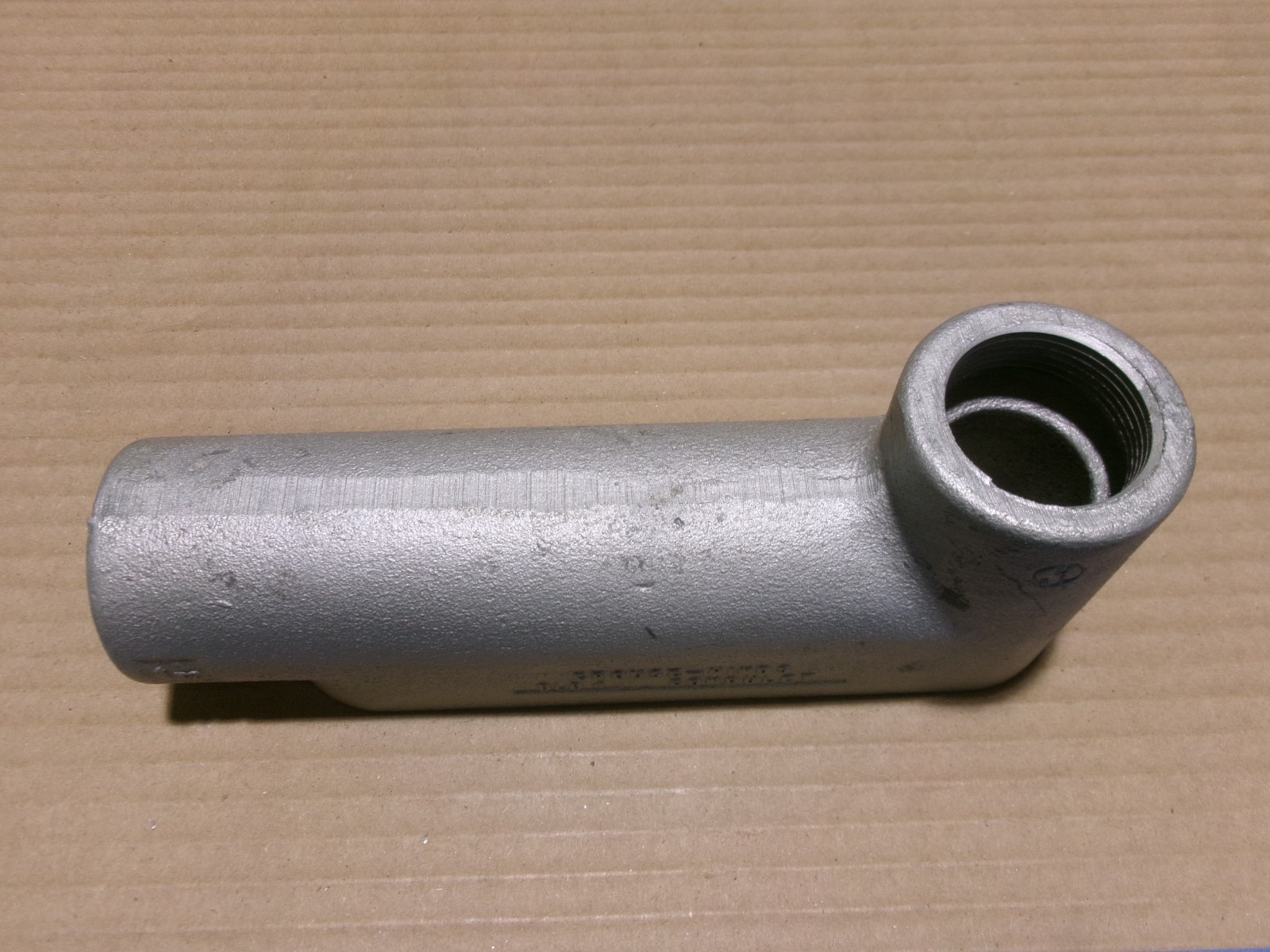 New Crouse-Hinds BLB4 1 1/4" Type LB Conduit Body Malleable Condulet #6 AK