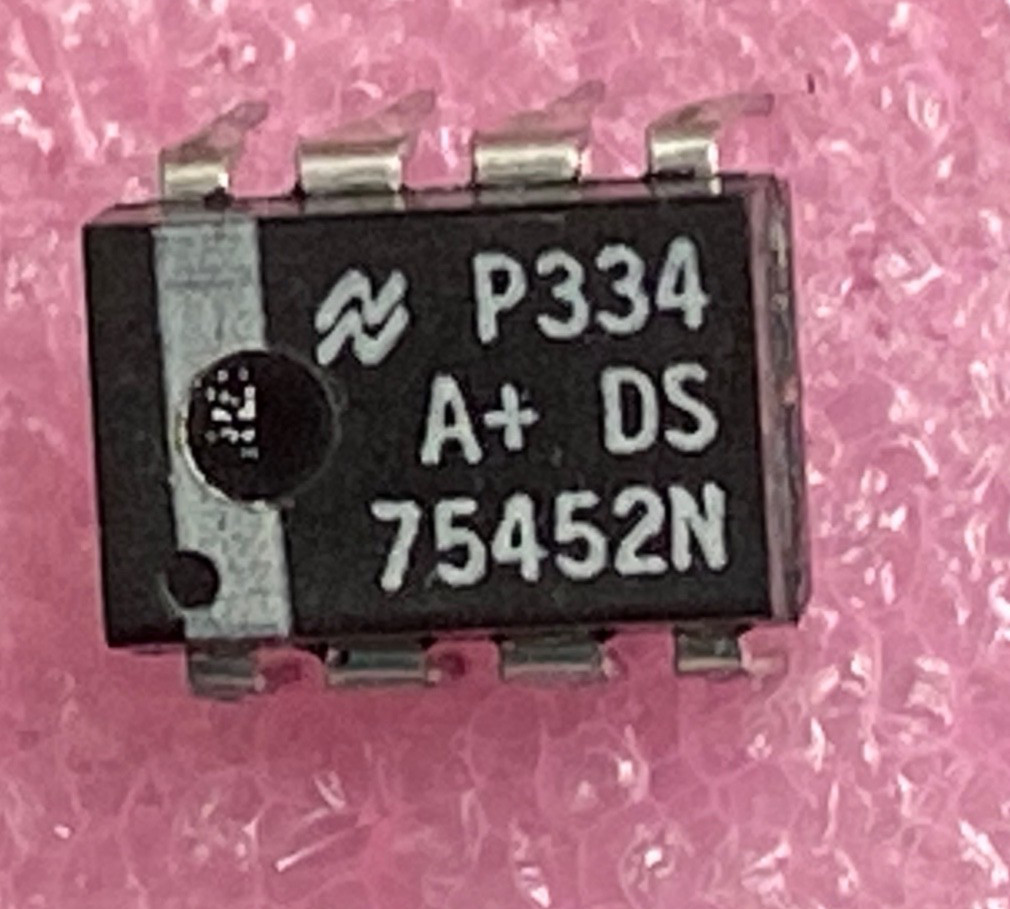 National DS75452N Peripheral Driver 2-element 2-bit open Coll Integrated Circuit