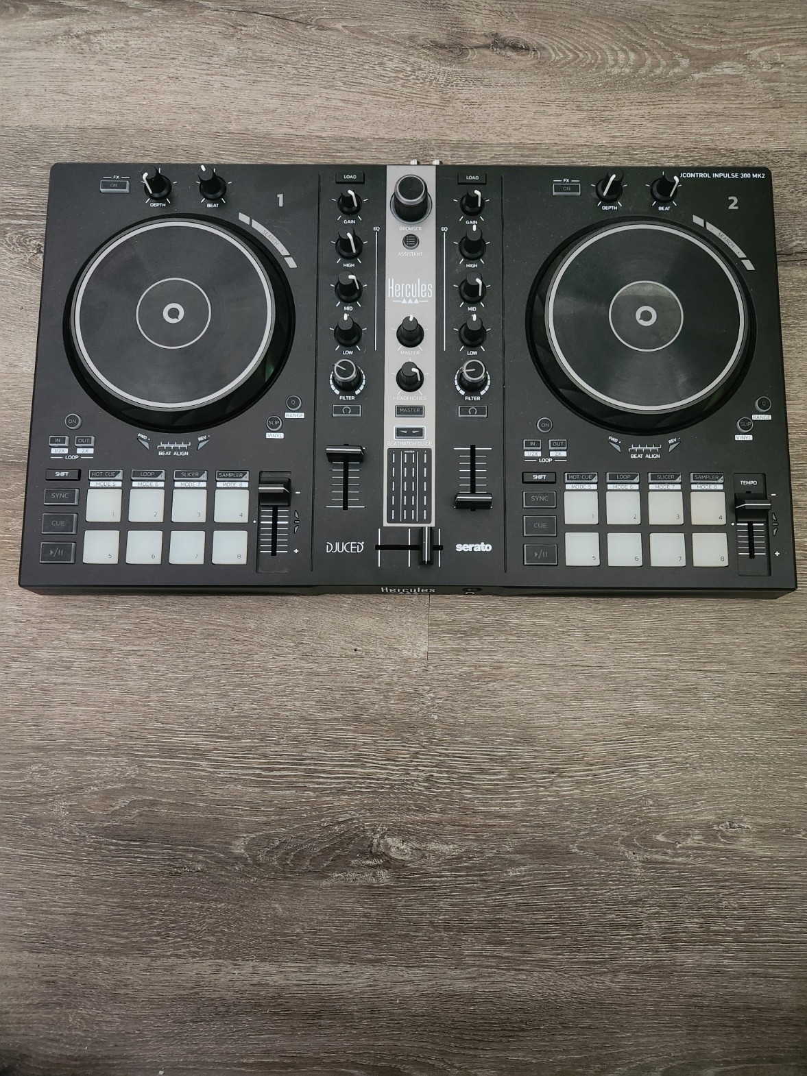Hercules DJ DJControl Inpulse 300 MK2 Black - Barely Used