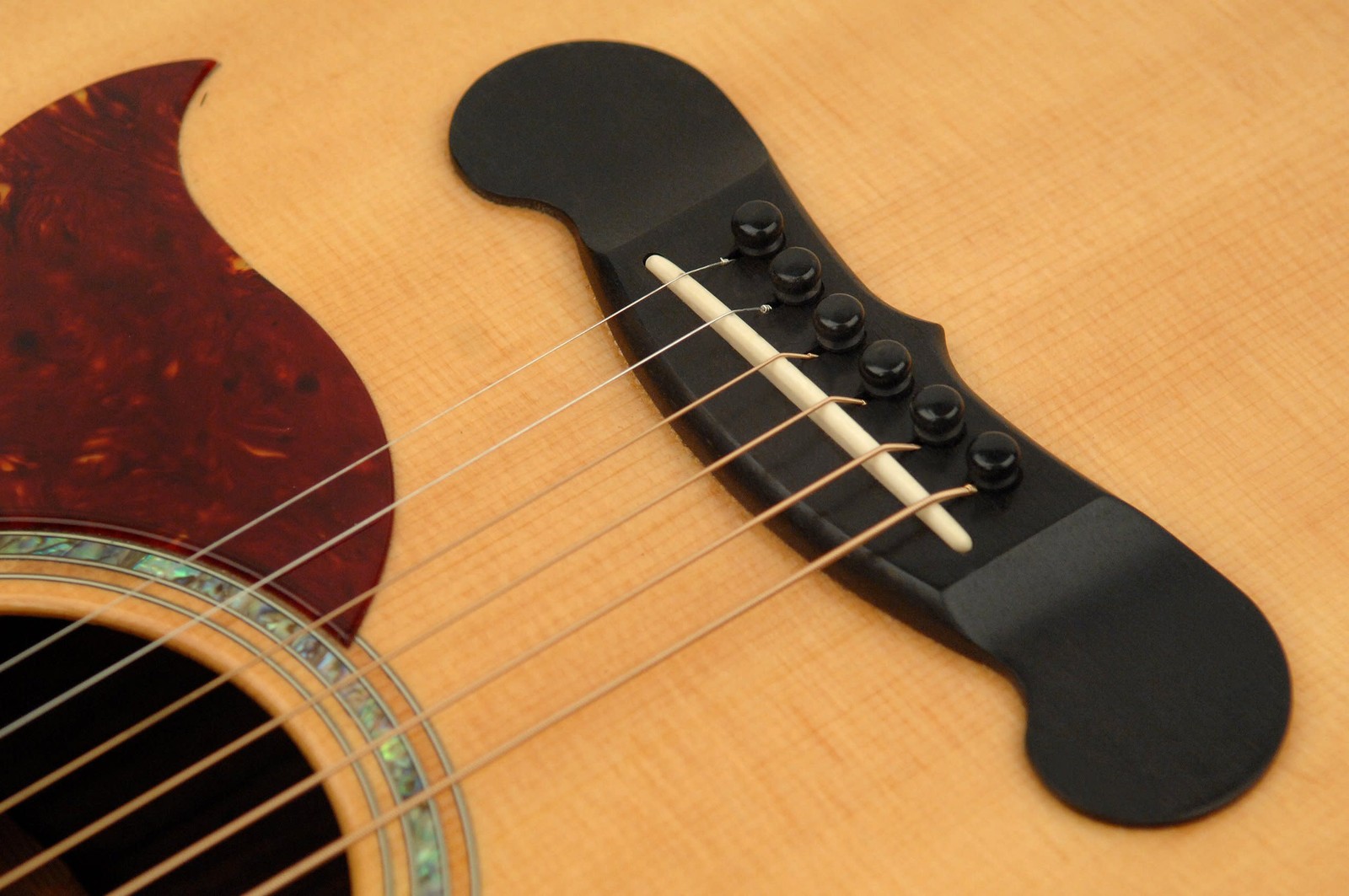 D'Addario Injected Molded Bridge Pin Set, Ebony